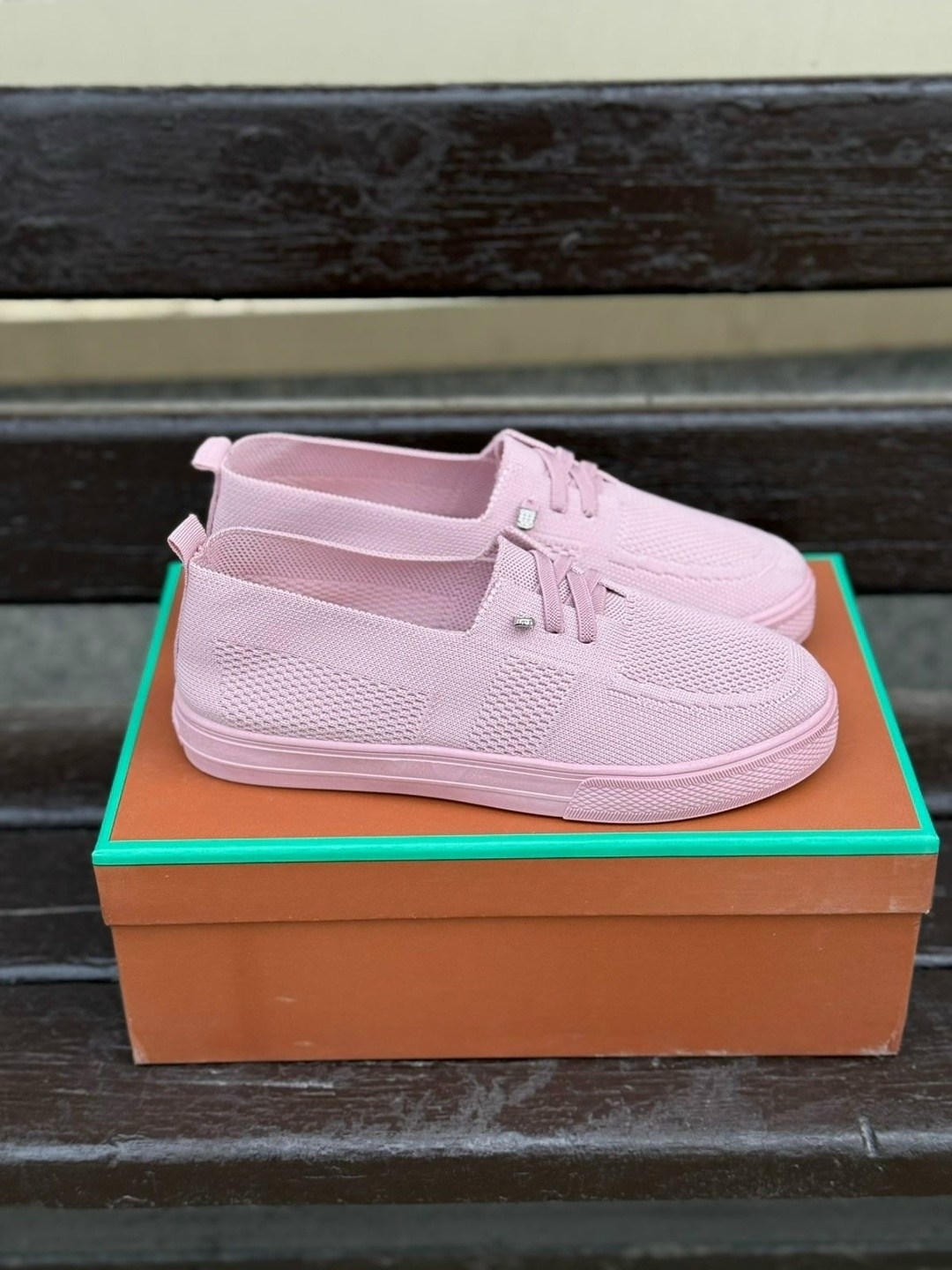 ,слипоны женские,кеды женски,женские кеды,кроссовки женскиe