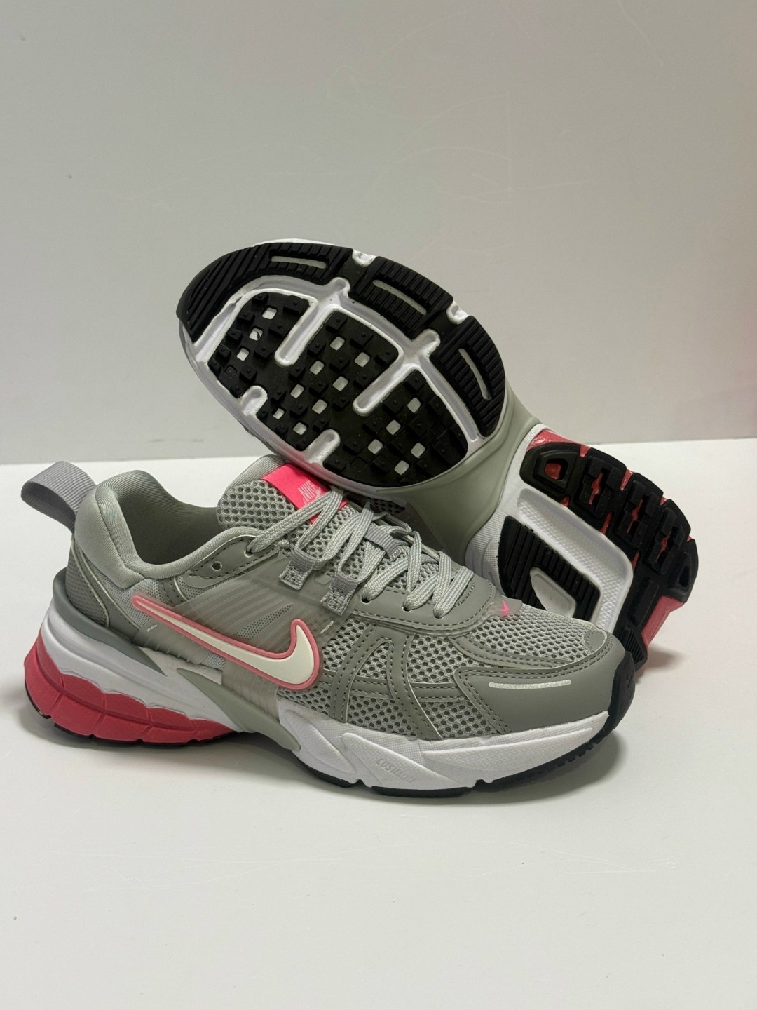 кроссовки nike,кроссовки nike v 2 k run,кроссовки,женские кроссовки nike,кроссовки найк