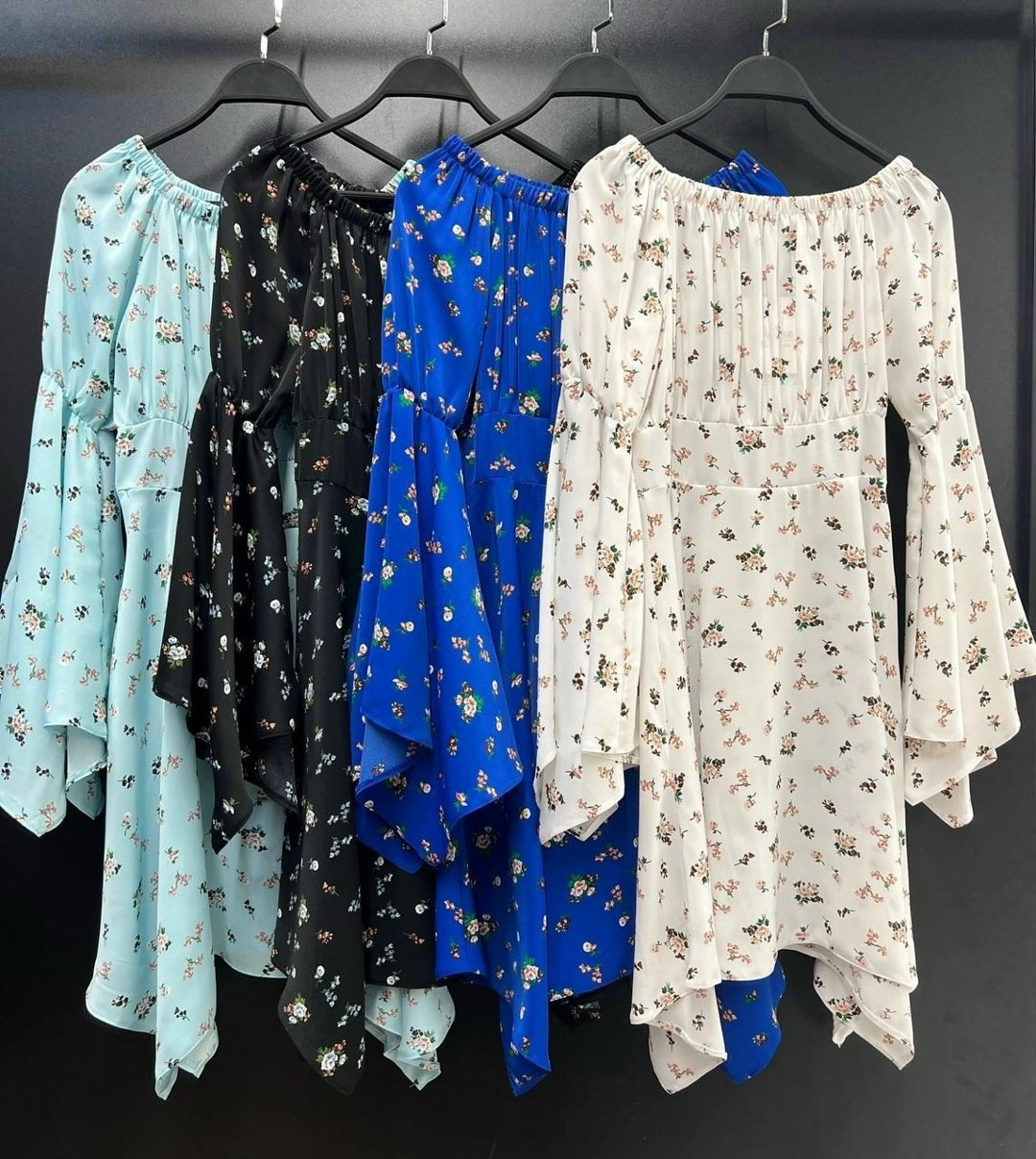 модные платья 2026,летнее платье,женское летнее платье,короткое платье,женское белое летнее платье с открытыми плечами и расклешенным рукавом