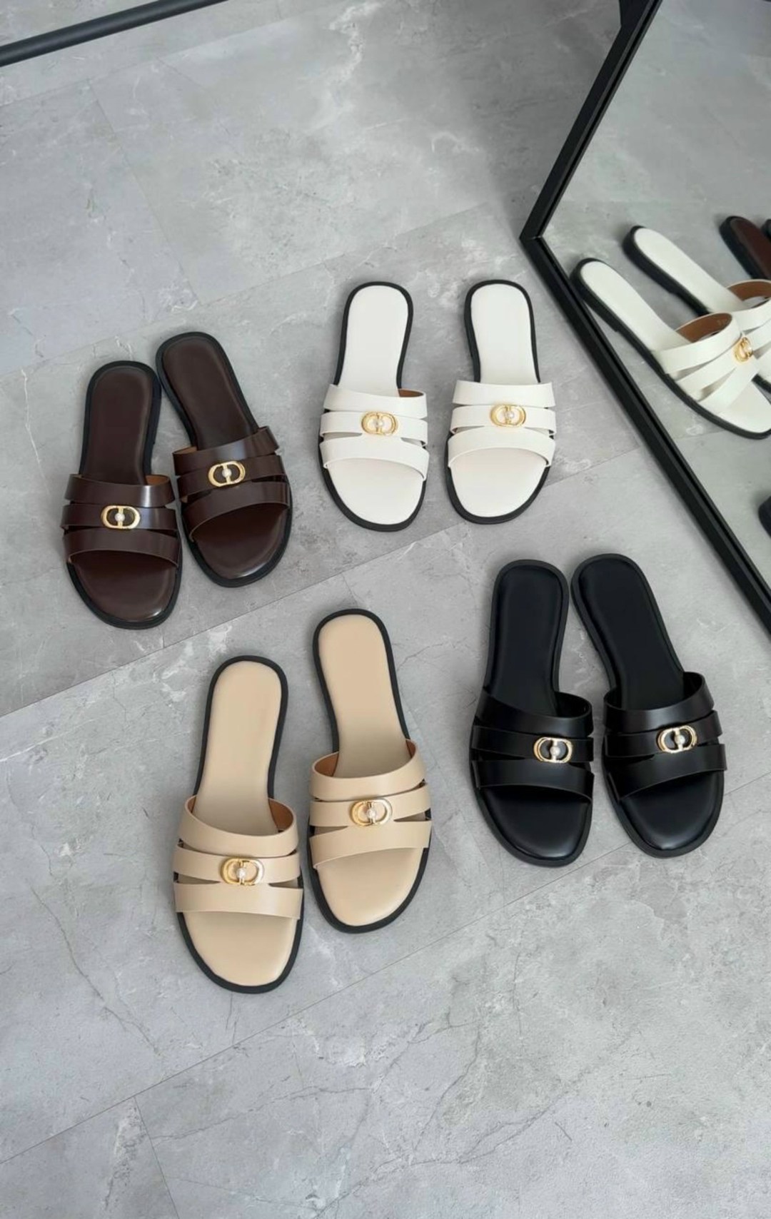 шлепки кристиан диор женские,шлепки диор,шлепанцы женские,кожаные шлепки,кожаные шлепанцы