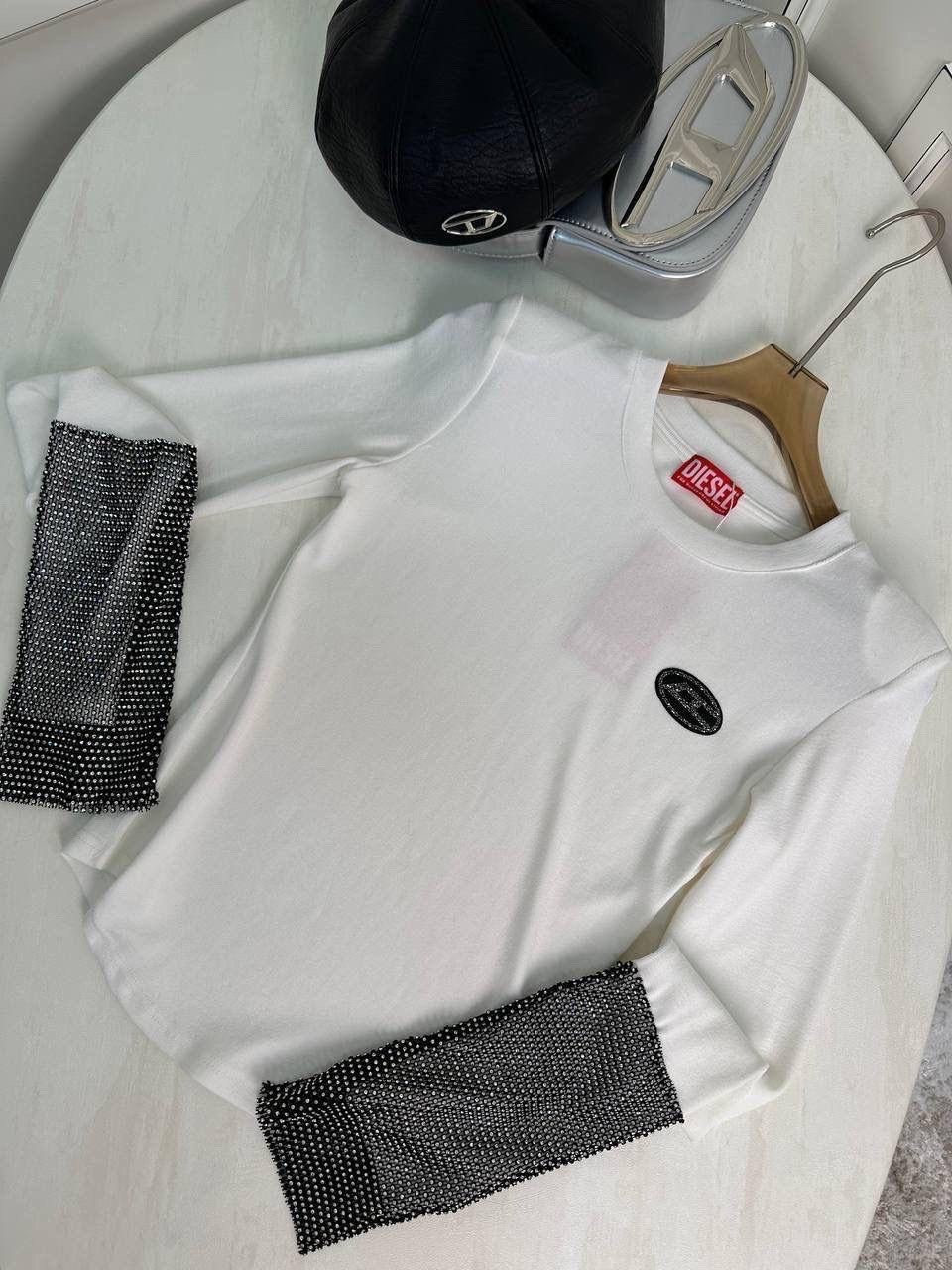 женская кофта,кофта с вырезом,кофта,лонгслив tra noi базовая коллекция,женская кофта с вырезом