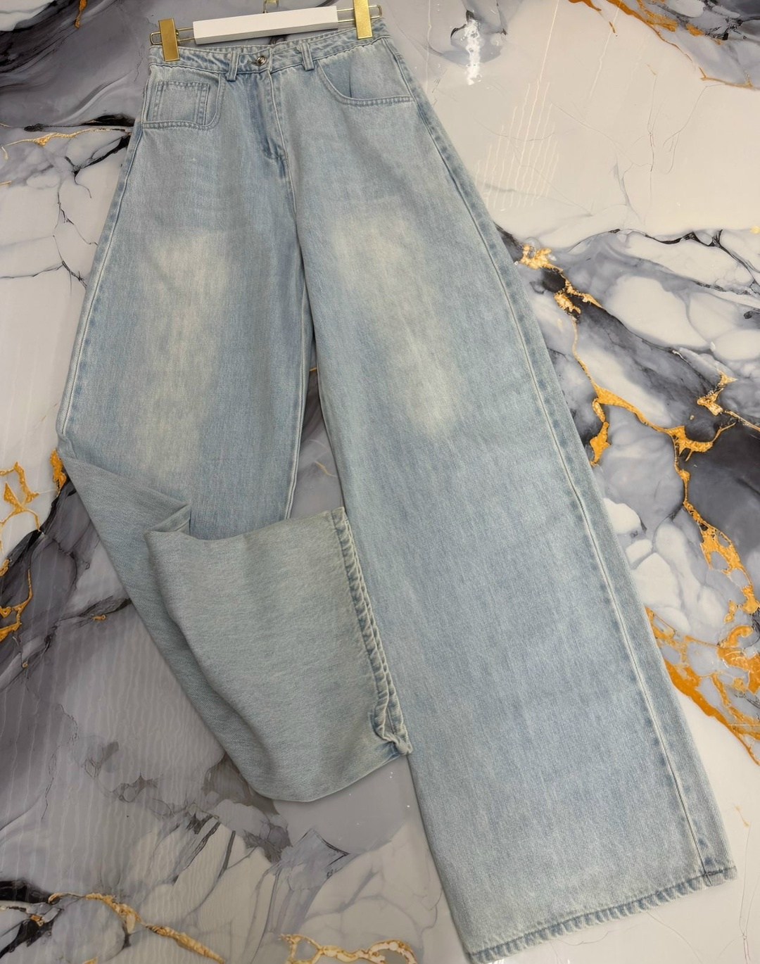 женские джинсы,модные джинсы,джинсы chanel,джинсы шанель,широкие джинсы