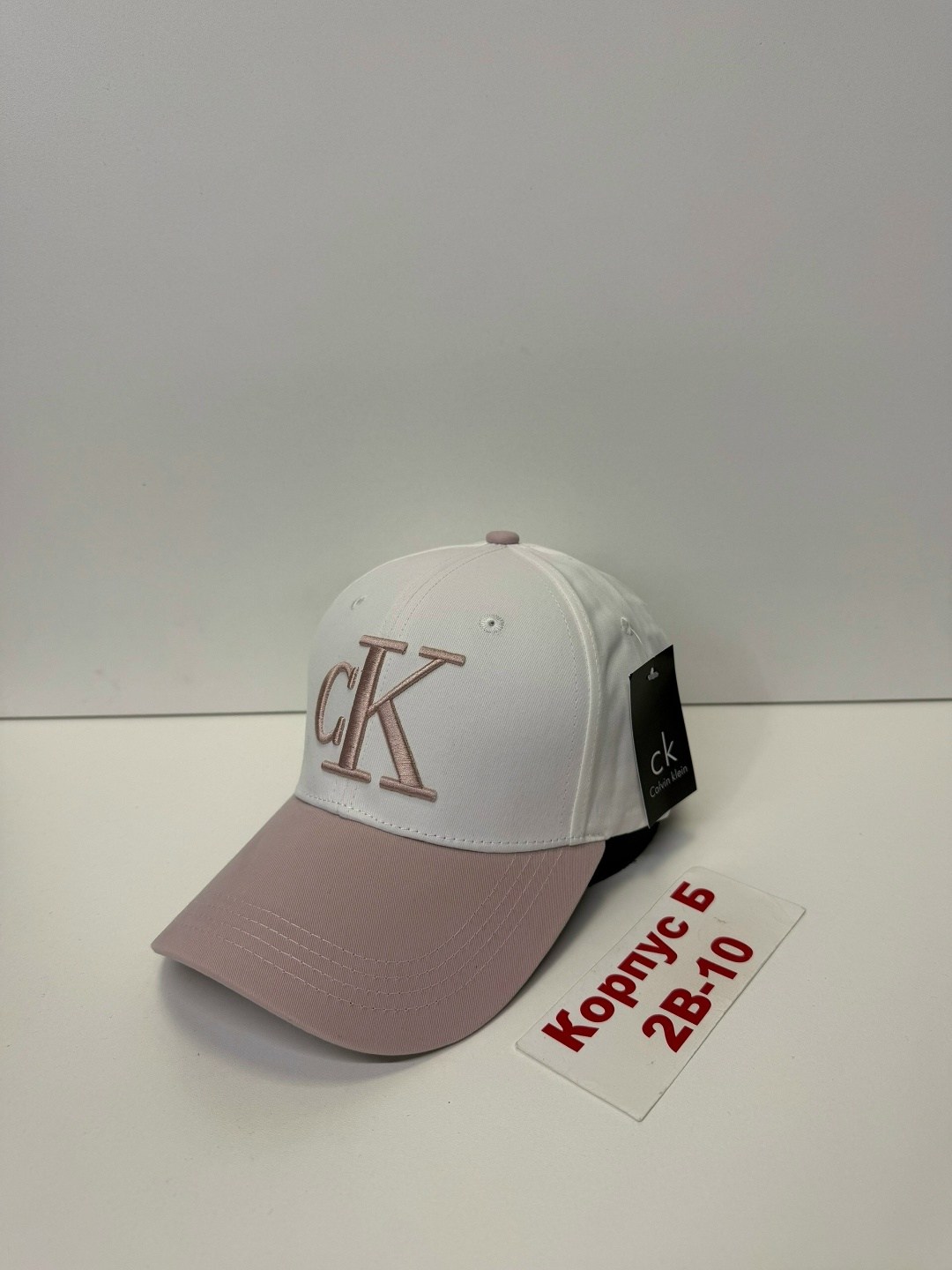 бейсболка calvin klein бейсболка,бейсболка calvin klein,кепка кельвин кляйн,стильная бейсболка,бейсболка