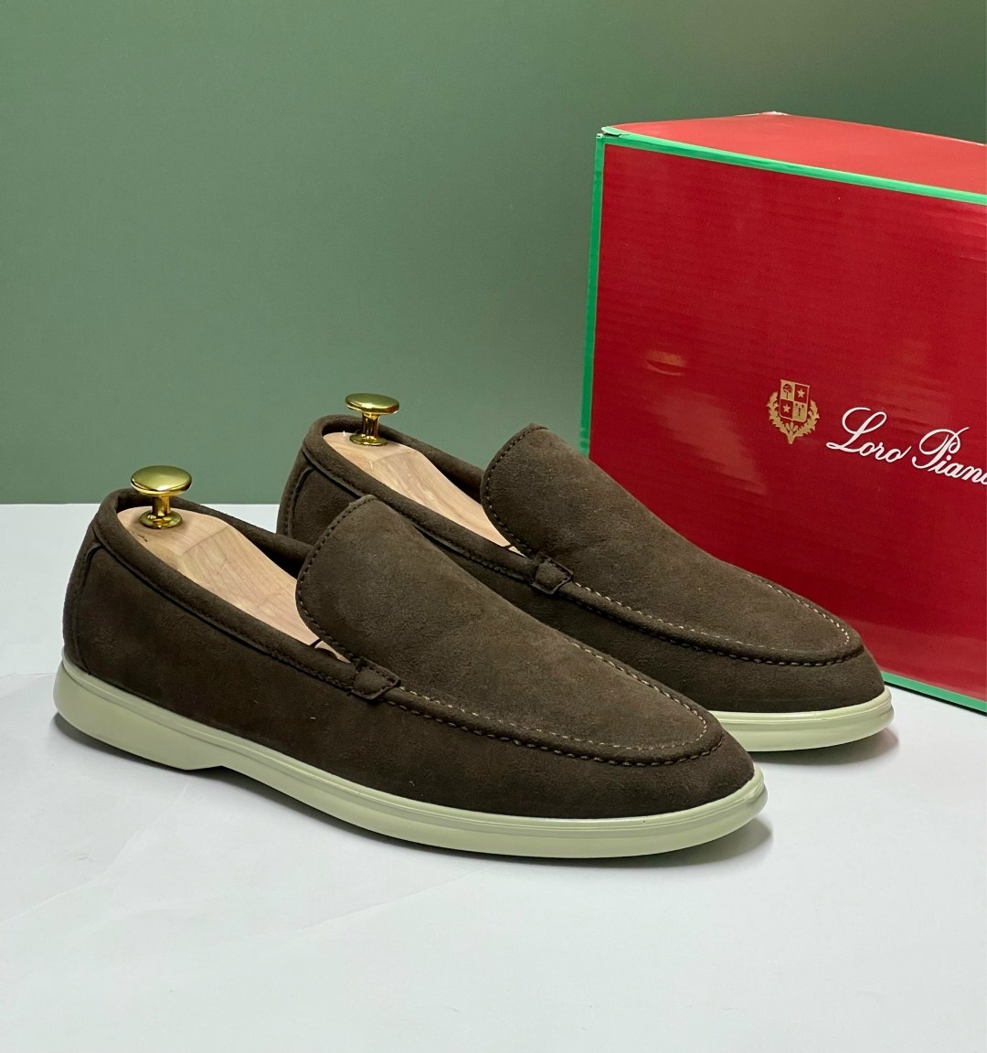 замшевые лоферы loro piana,лоферы loro piana,loro piana мужские лоферы,мокасины loro piana summer walk коричневые,лоферы loro piana summer walk замшевые коричневые