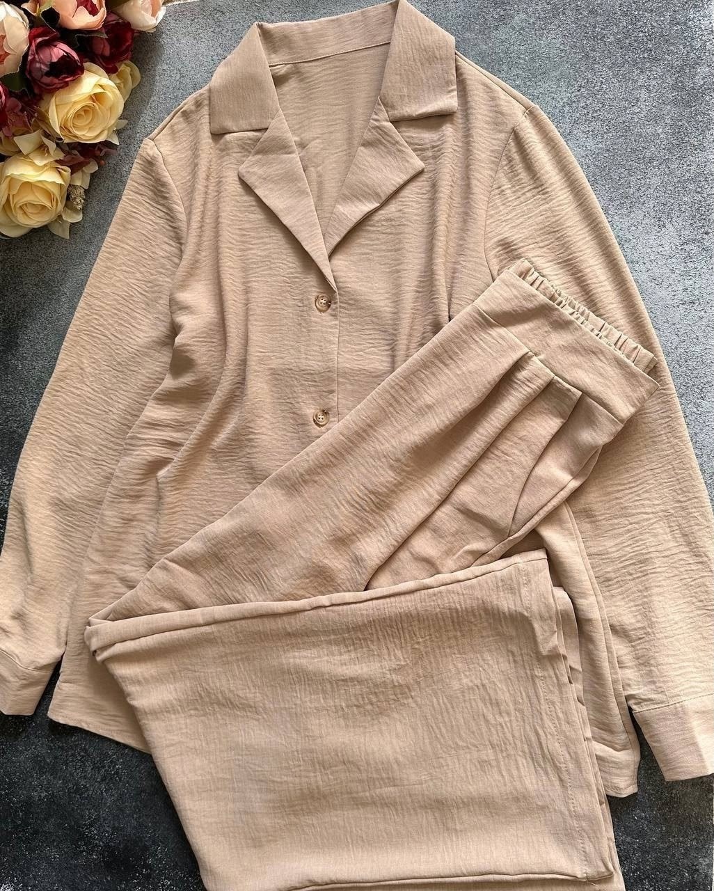 стильный летний костюм,костюм с брюками,костюм с широкими брюками,женский костюм с брюками,брючный костюм