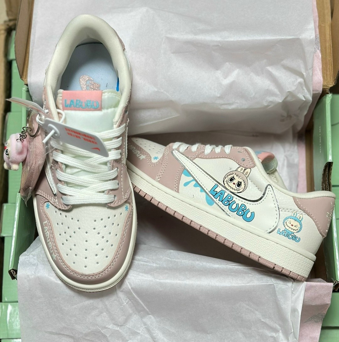 кроссовки,nike air jordan 1 low travis scott,женские кроссовки,модные кроссовки,кроссовки nike air jordan 1 travis scott