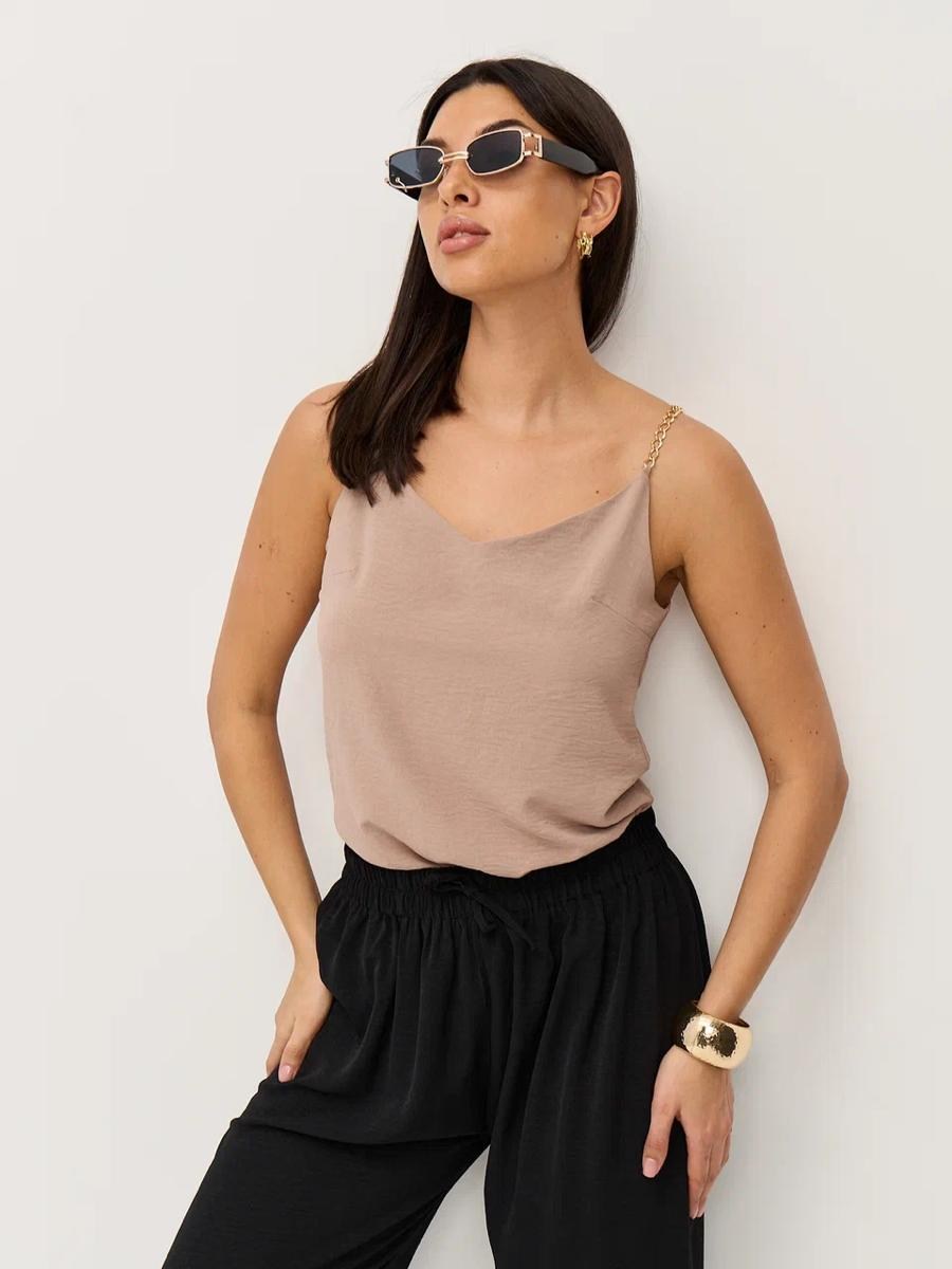 черный топ,топ на бретельках,майка на бретелях,топ женский,женская майка