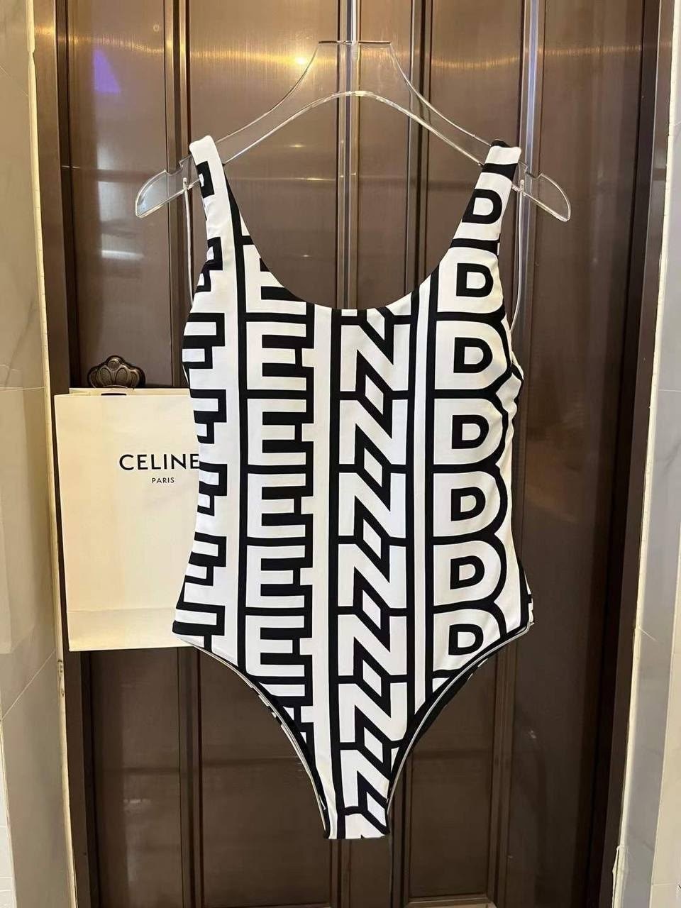 купальник слитный женский,купальник женские,слитные купальник,стильные купальники,модные купальники