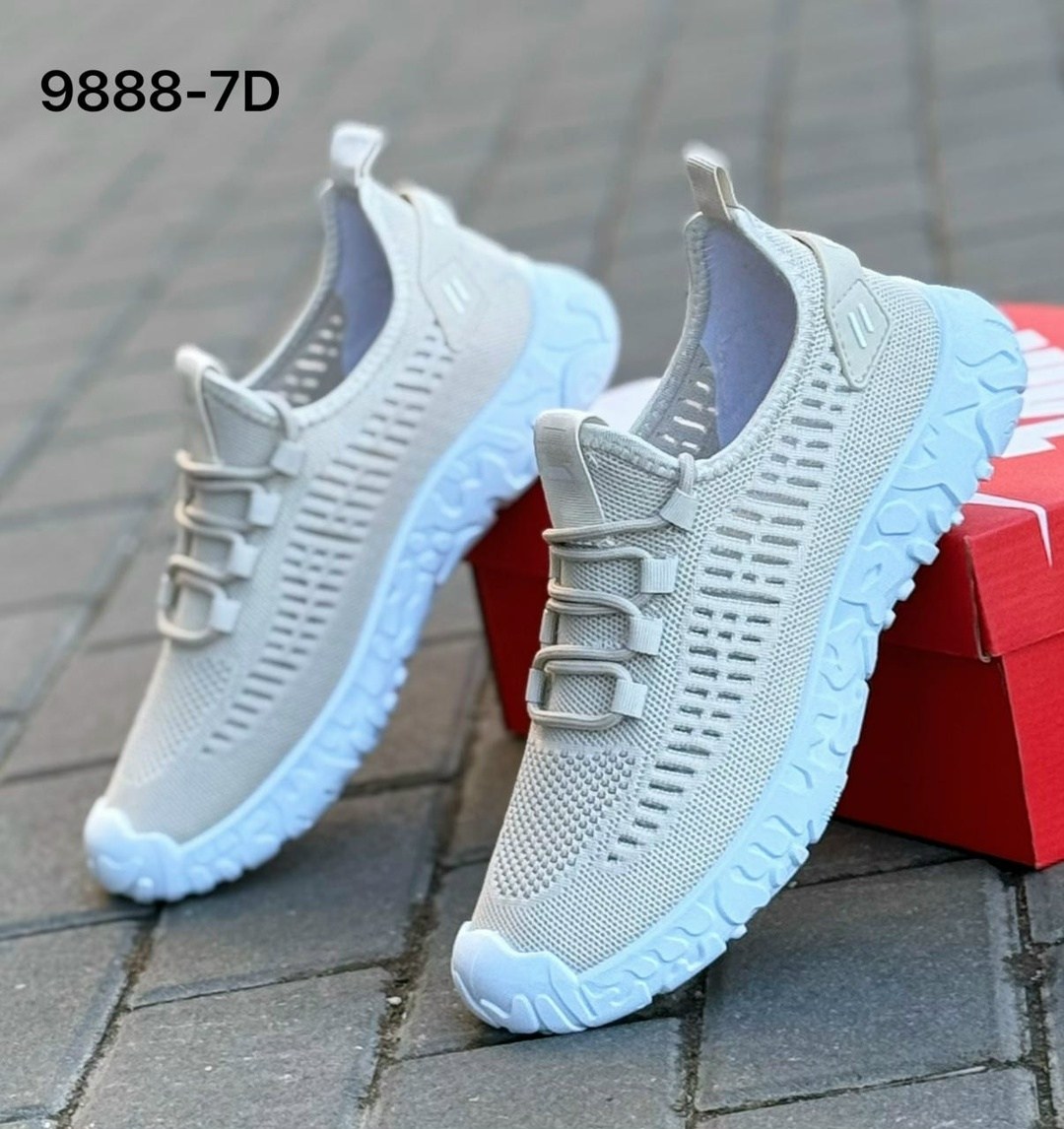 кроссовки,кроссовки женские,повседневные кроссовки,спортивная ,кроссовки летни