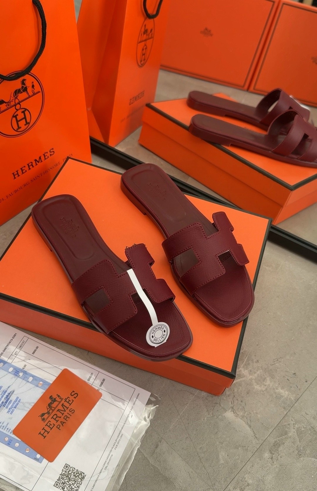 шлёпанцы hermes,шлепки эрмес оран,шлепки hermes oran,женские кожаные шлепки hermes oran коричневые,шлепанцы гермес коричневые