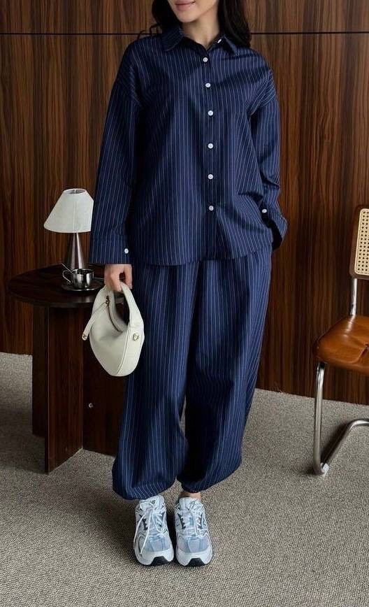 повседневный костюм,костюм-пижама домашний рубашка со штанами,брюки женские белые в голубую полоску,костюм,костюм в пижамном стиле