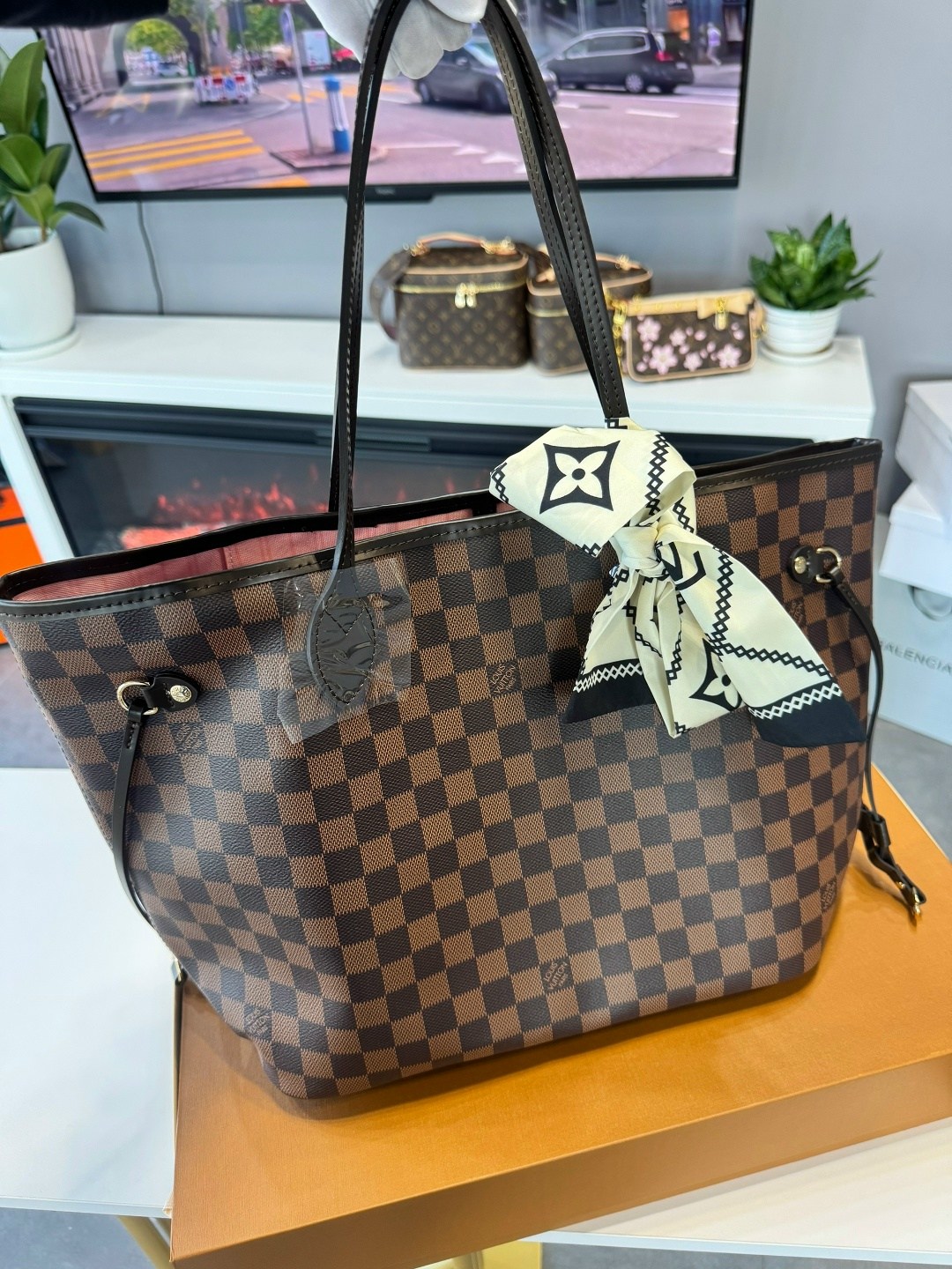 сумка шоппер луи виттон,сумка louis vuitton neverfull damier ebene,сумка louis vuitton,сумка женская louis vuitton,луи виттон сумка женская