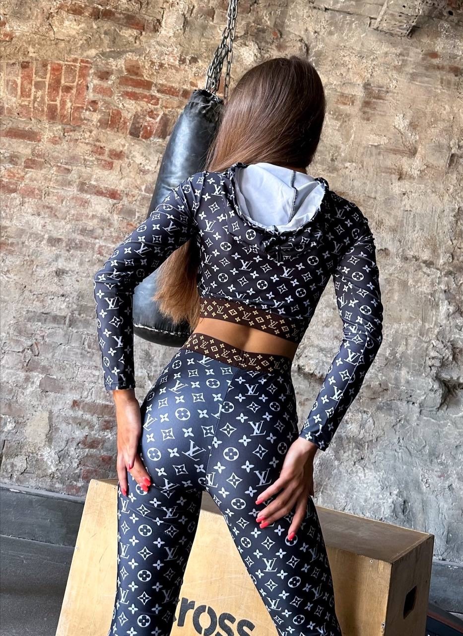 костюм для фитнеса,леггинсы спортивные,спортивные костюмы,одежда для фитнеса,костюмчик