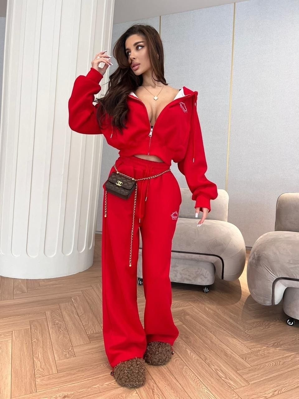 костюм спортивный женский,костюм спортивный,женский красный костюм miu miu,женские костюмы,стильный костюм
