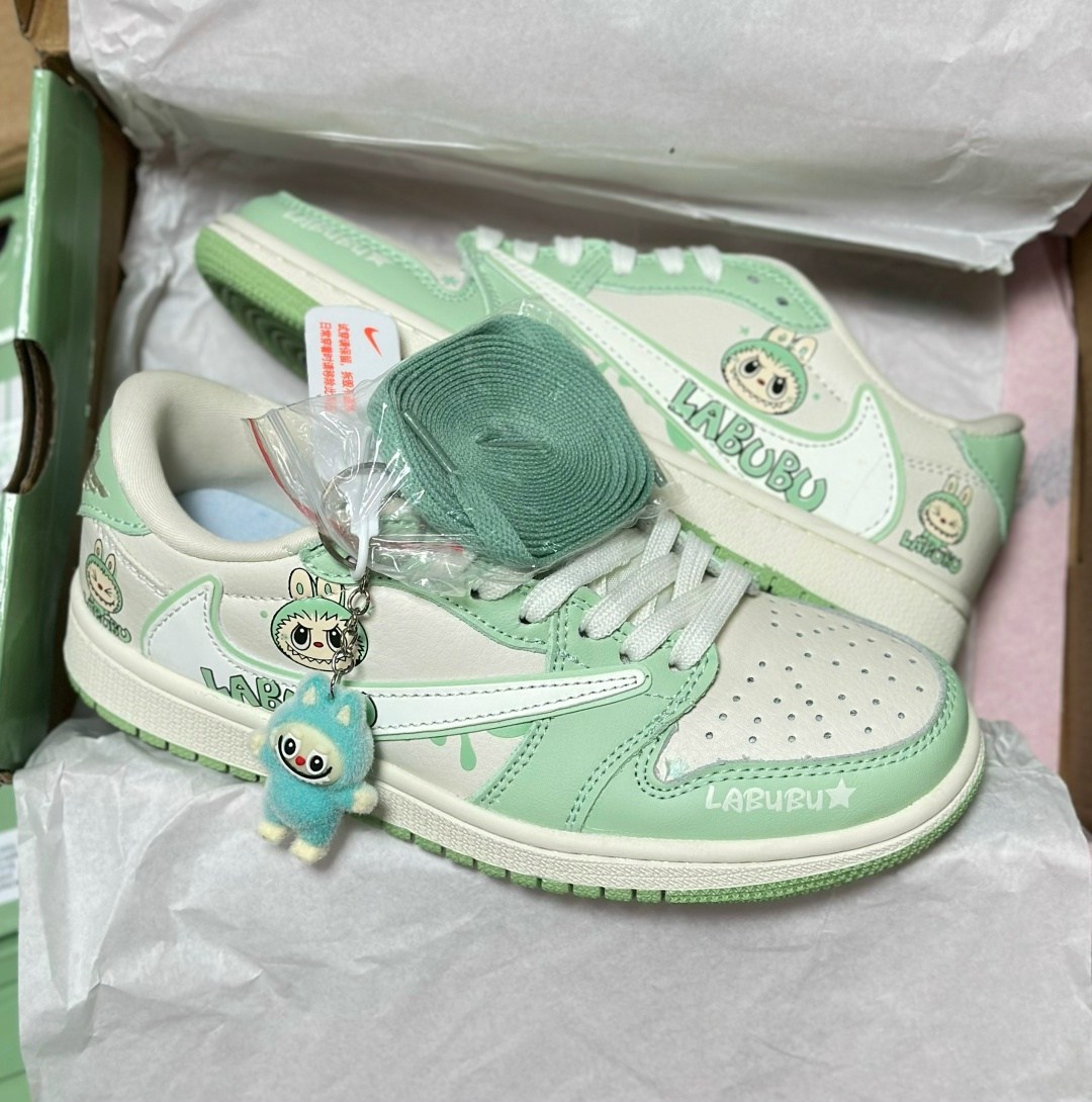 кроссовки,nike air jordan 1 low travis scott,кроссовки nike,баскетбольная ,баскетбольные кроссовки