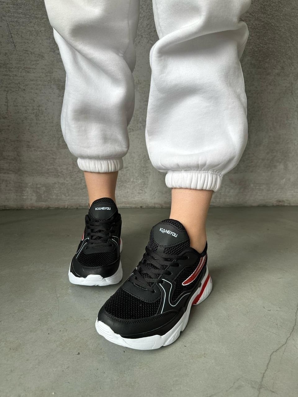 женские кроссовки adidas falcon,balenciaga кроссовки женские,кроссы баленсиага женские черные,adidas originals кроссовки чёрные falcon,кроссовки баленсиага женские