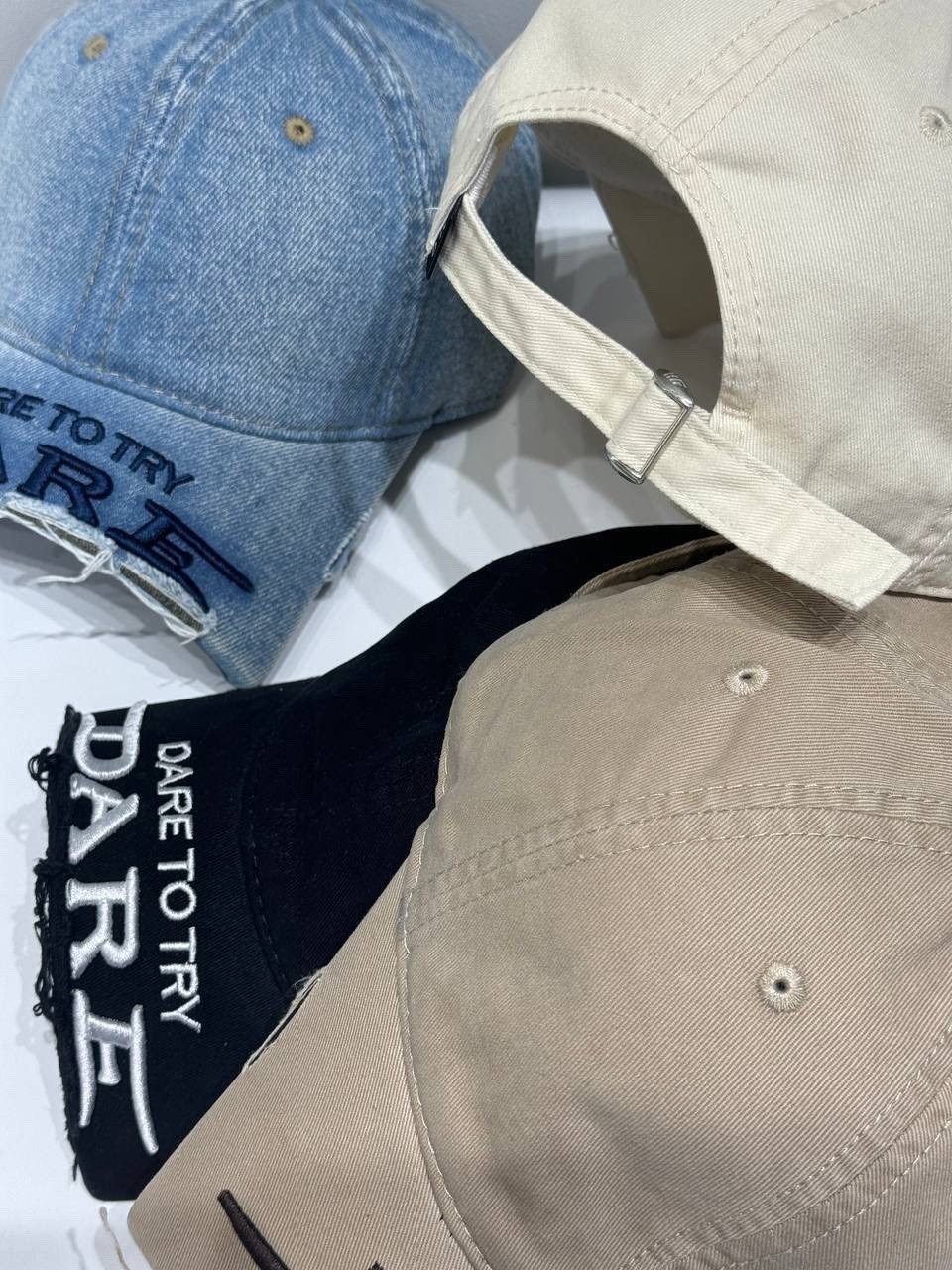 бейсболка женская,модные стили,бейсболка головные уборы,базовая кепка,очки солнцезащитные