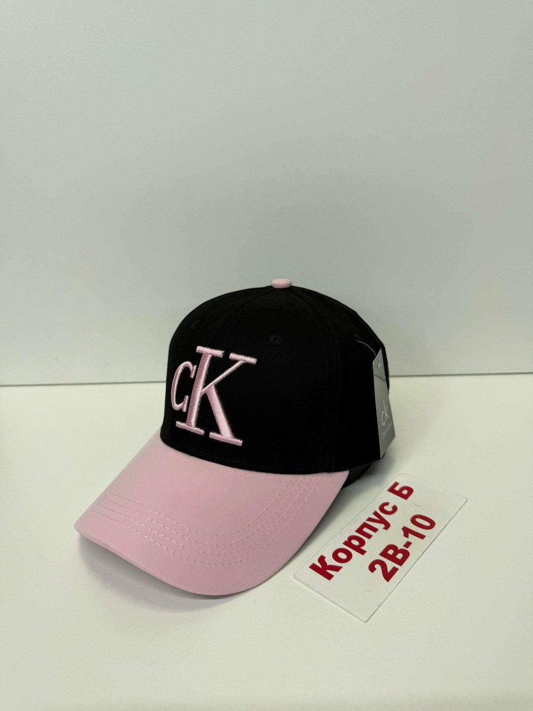 бейсболка calvin klein бейсболка,бейсболка calvin klein,кепка кельвин кляйн,стильная бейсболка,бейсболка