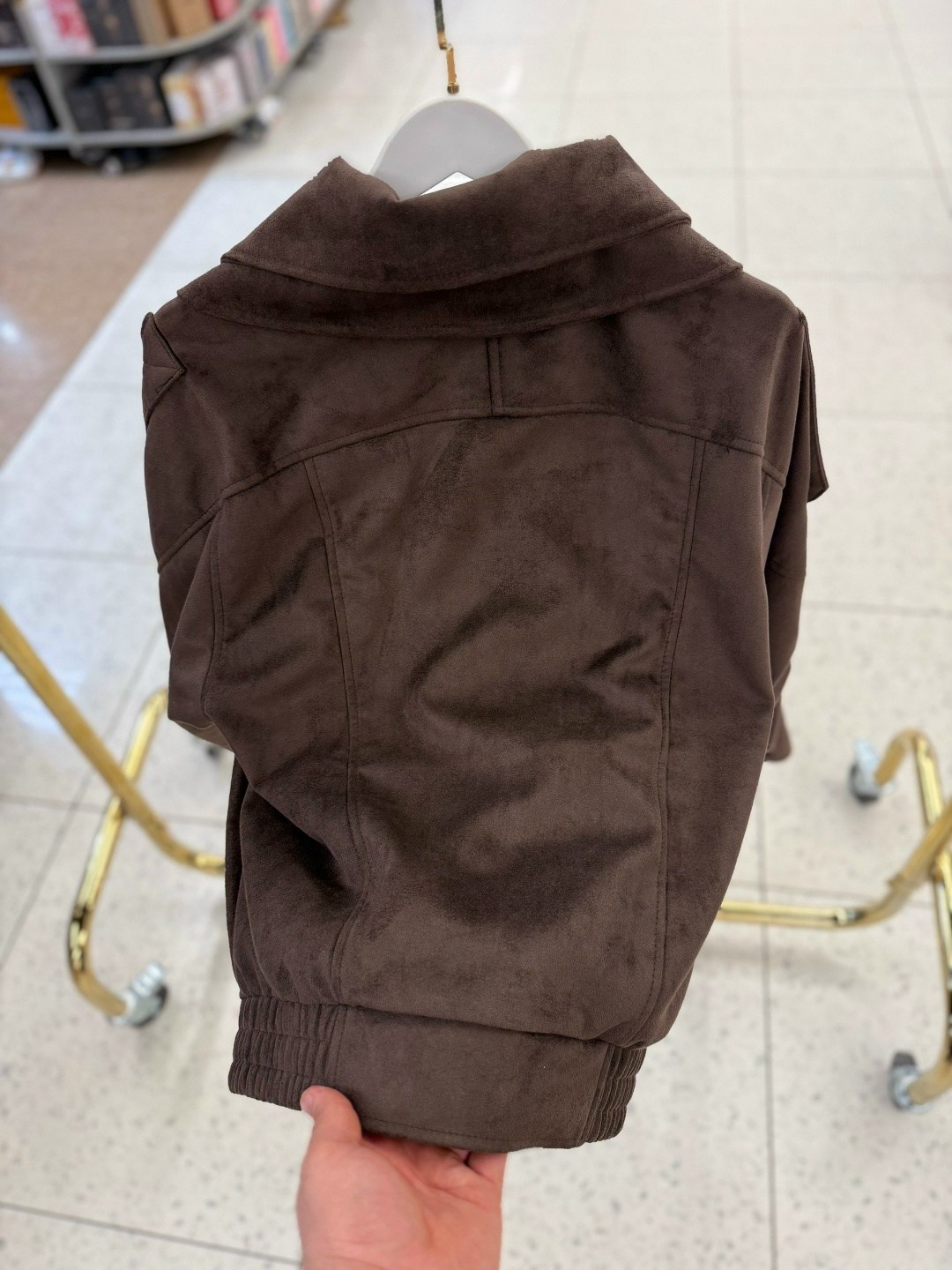 куртка замшевая,куртка женская,трендовая куртка замшевая,куртка бомбер,куртка из искусственной замши