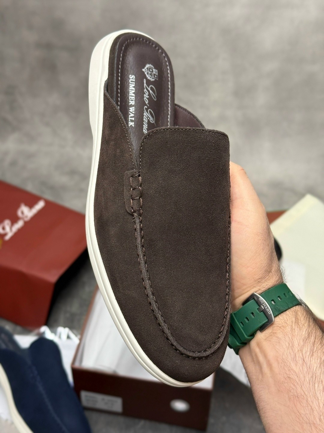 мюли loro piana,мужские замшевые лоферы loro piana summer walk - grey,лоферы loro piana мужские,лоферы loro piana,мюли лоро пиано мужские