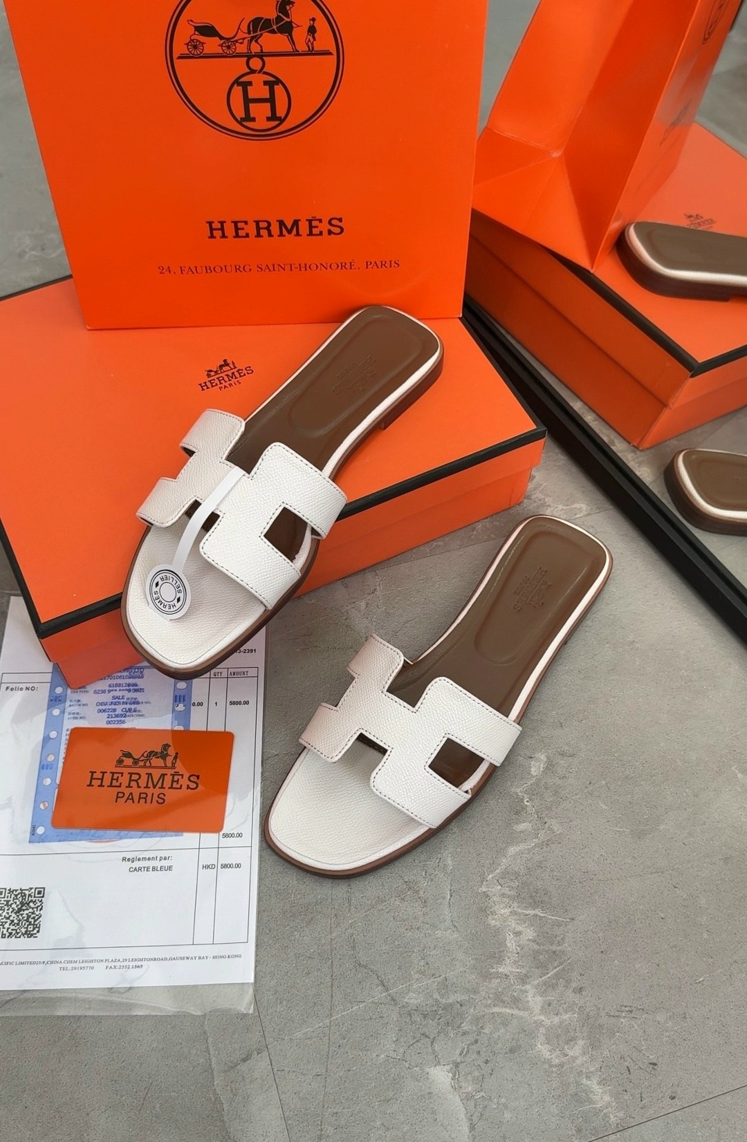 шлёпанцы hermes,шлепки эрмес оран,шлепки hermes oran,женские кожаные шлепки hermes oran коричневые,шлепанцы гермес коричневые