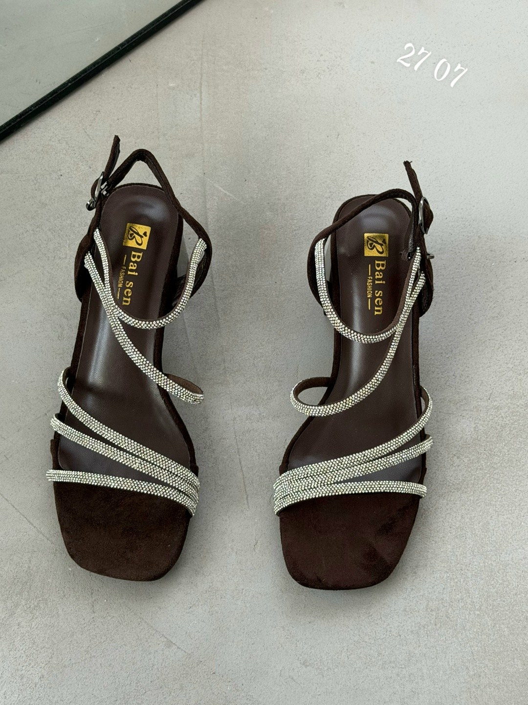 босоножки,женские босоножки,босоножки на каблуках,,босоножки модные