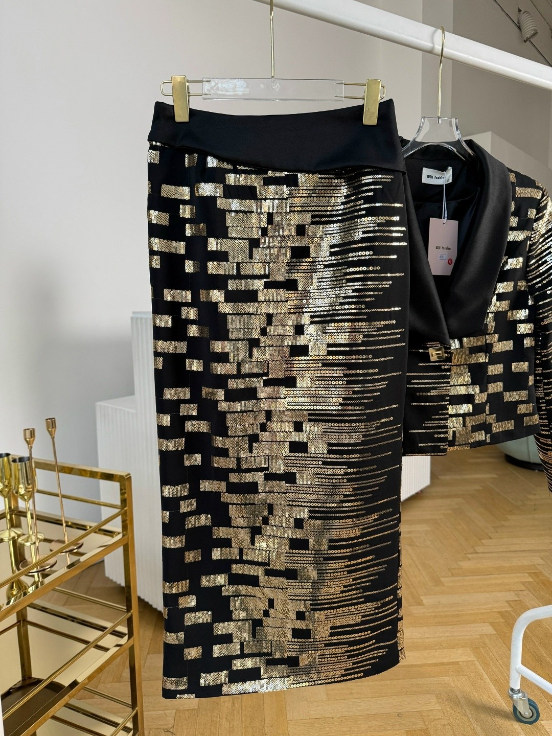 юбка с пайетками,блестящая юбка,юбка миди с пайетками,платье с пайетками для ведущей,вечерние платья