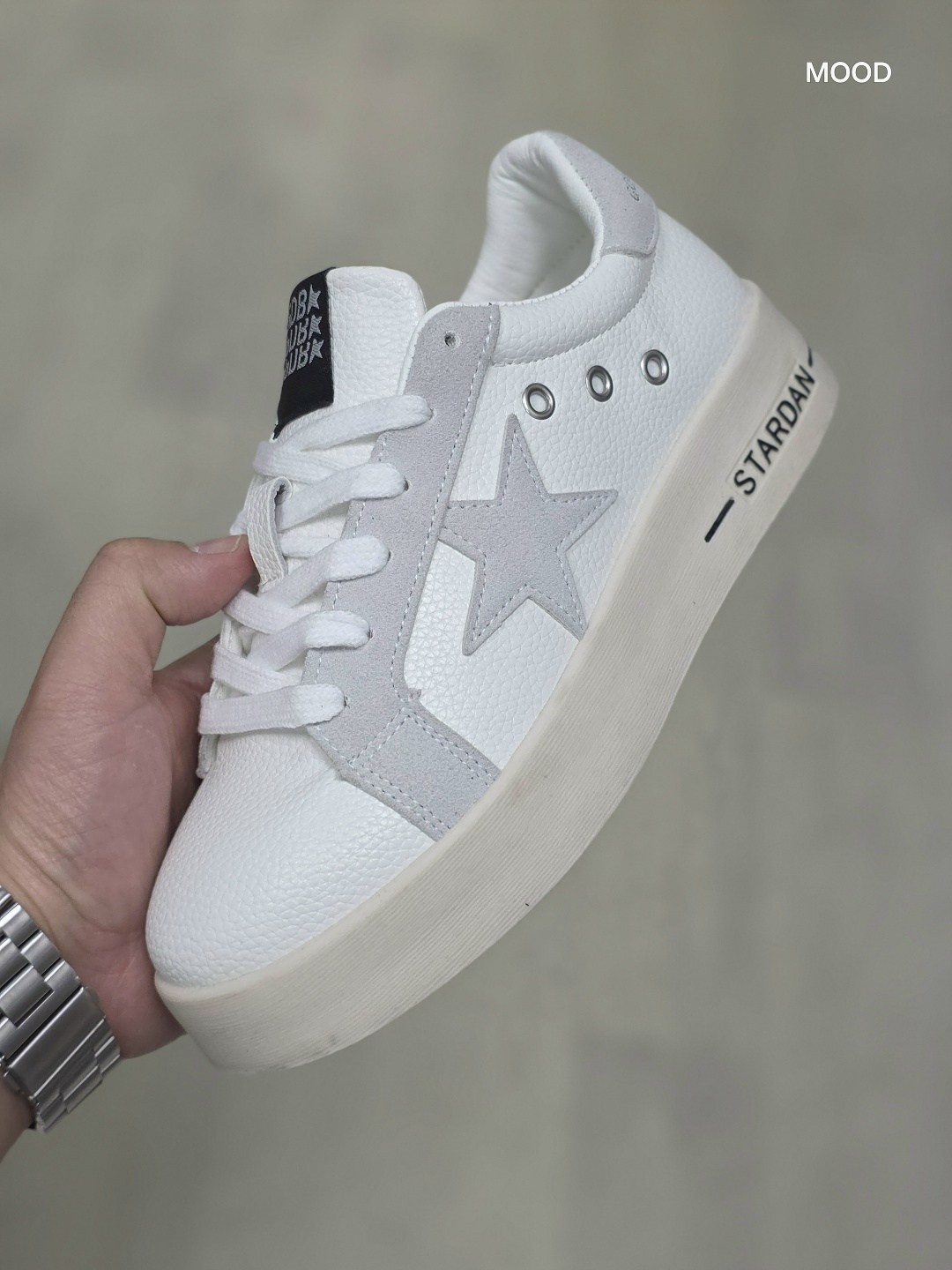 ,кроссовки golden goose с пайетками на платформе,голден гус кеды, женская,golden goose кеды glitter