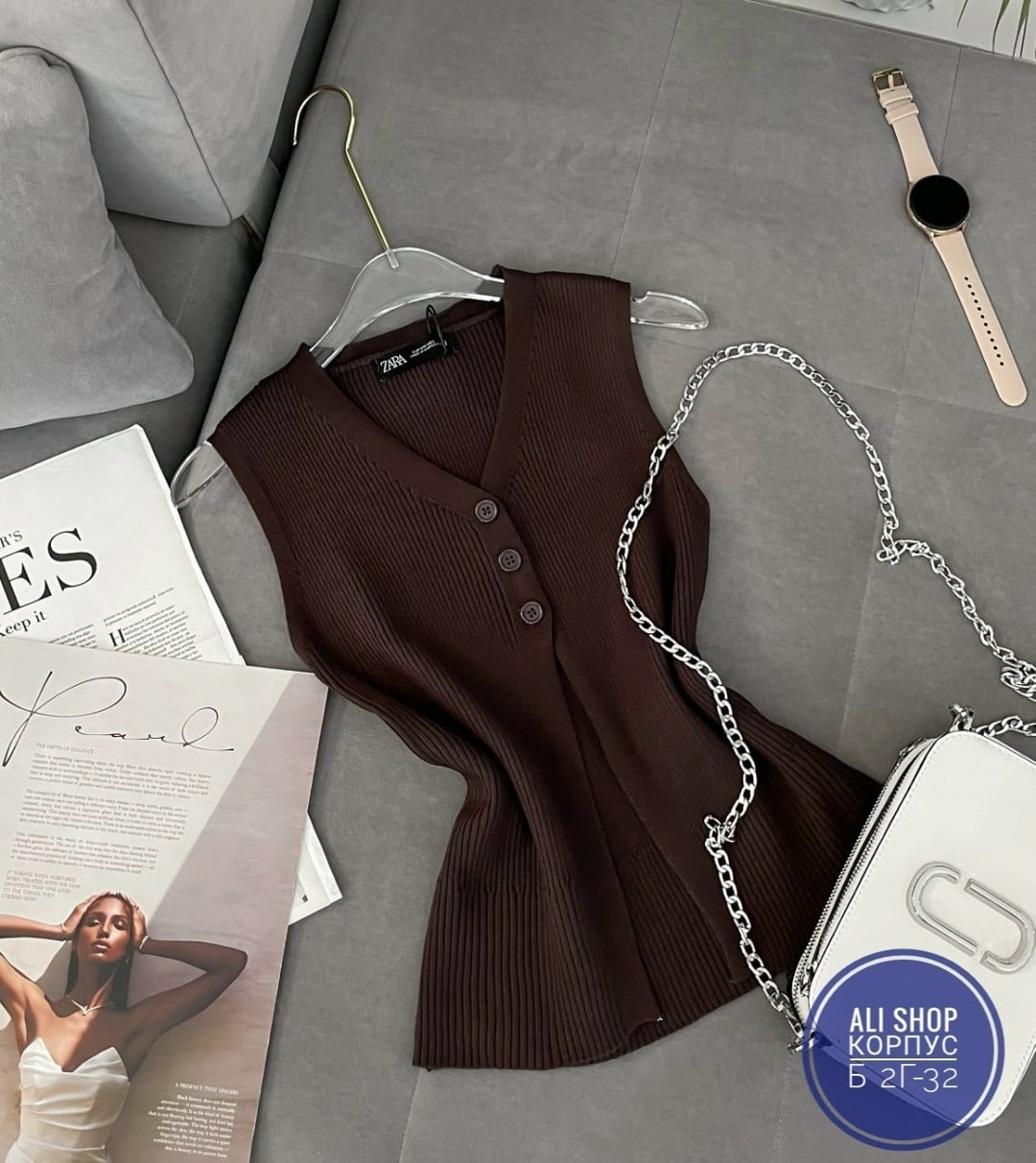 жилетка вязаная,жилетка женская,вязаные жилеты,трикотажный жилет,женский жилет