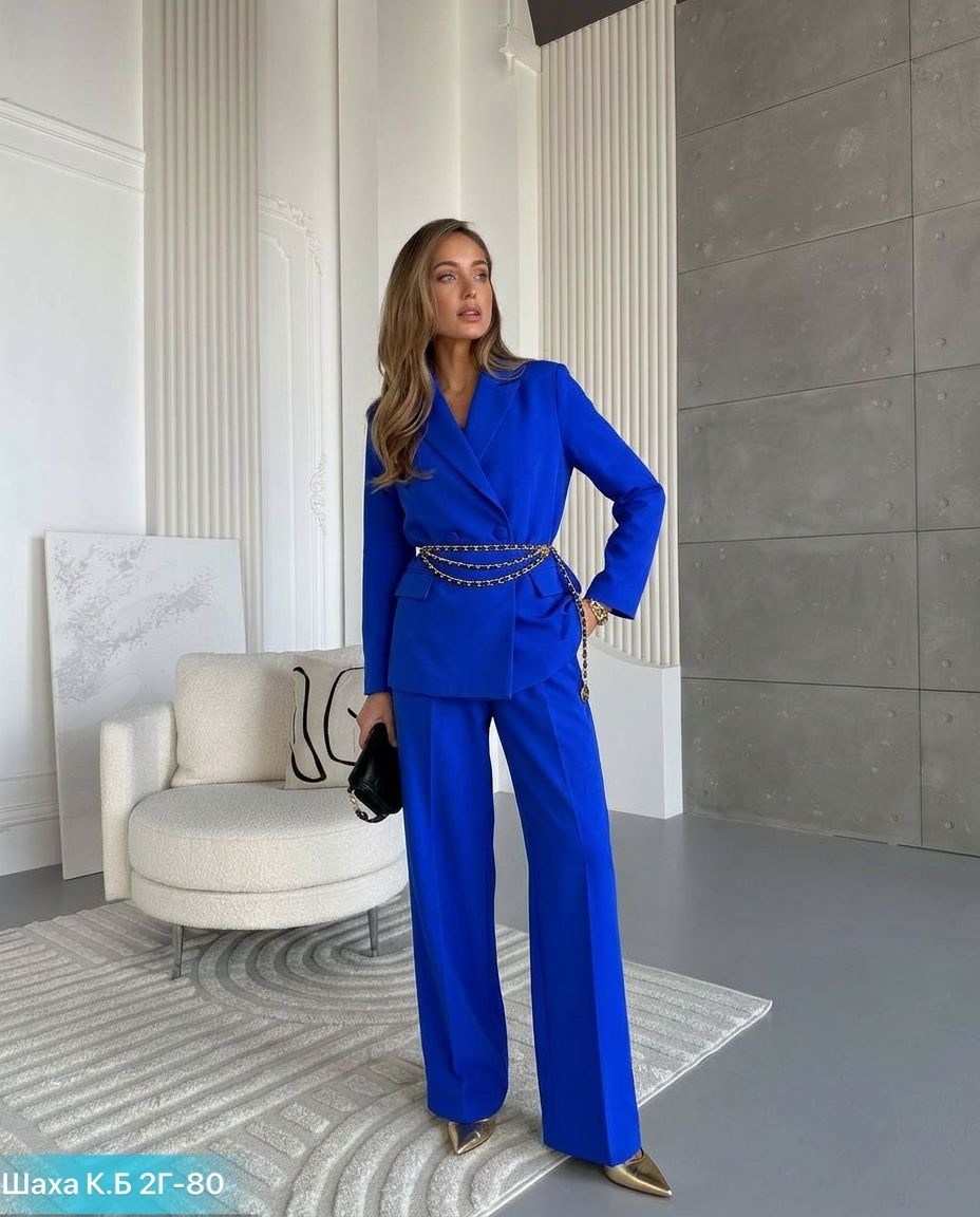 женский брючный костюм ультрамарин,брючный костюм,синий брючный костюм женский,брючный костюм с баской,женский брючный костюм
