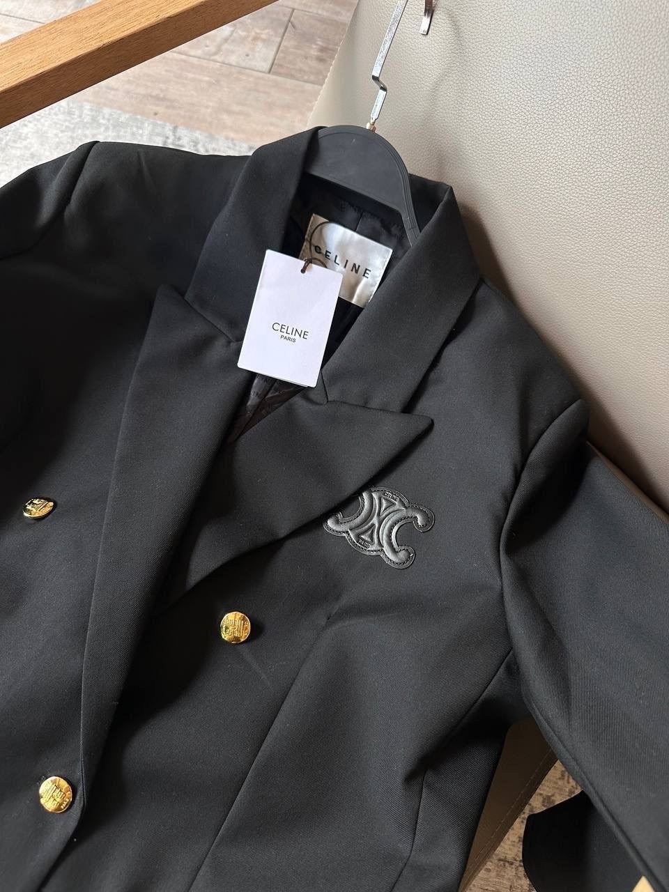 жакет двубортный,жакет,жакет пиджак,пиджак,черный пиджак с золотыми пуговицами женский