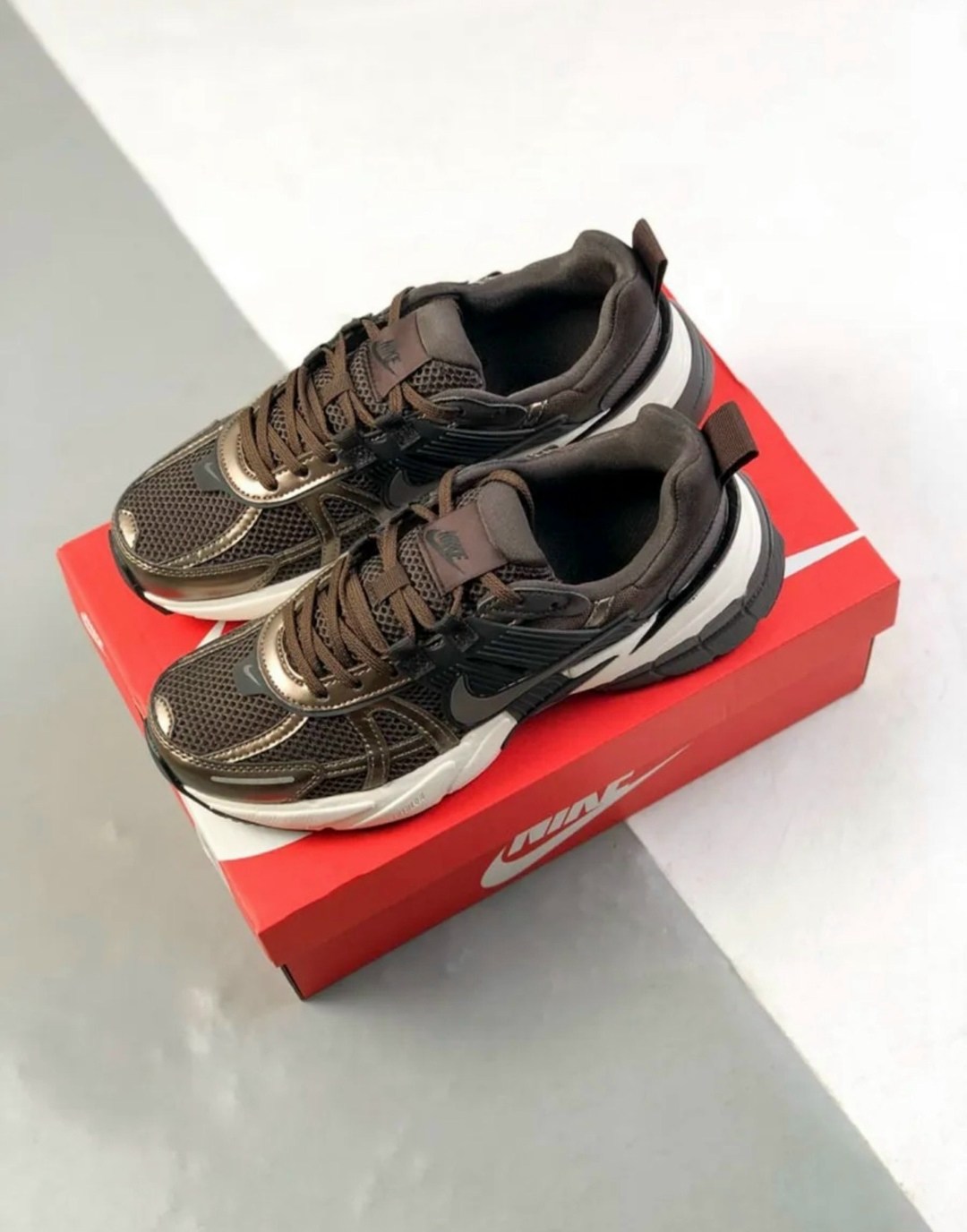 кроссовки nike v 2 k run,кроссовки nike,женские повседневные кроссовки nike v2k run коричневый,кроссовки,женские кроссовки nike