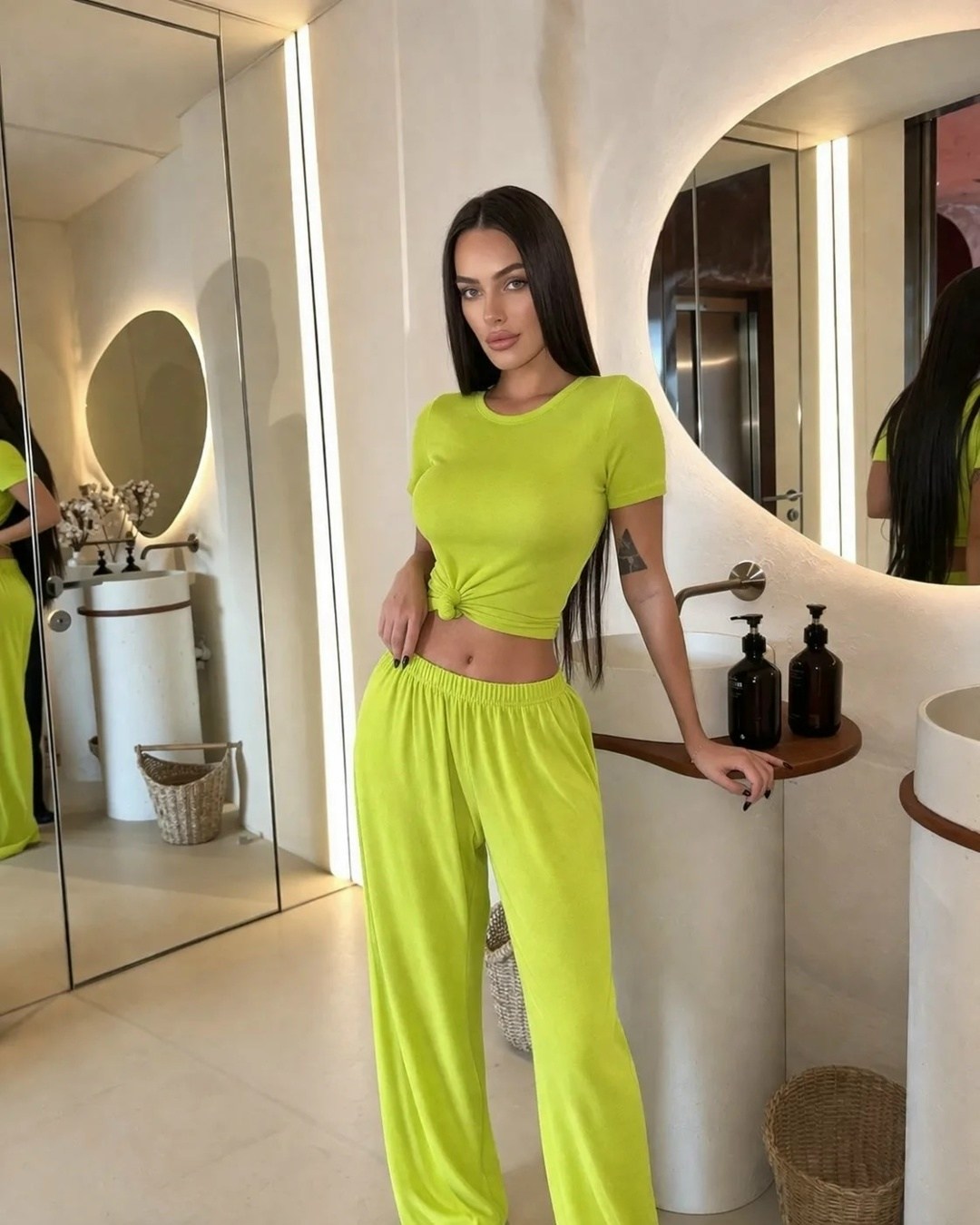 костюм с брюками палаццо,костюм с кроп топом,брюки палаццо,костюм с брюками и топом,брюки спортивные штаны палаццо romano