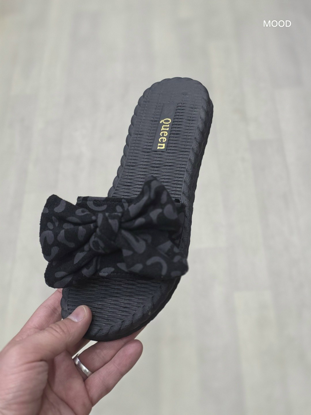 тапочки женские,шлепанцы женские,женские тапки,тапочки модные,