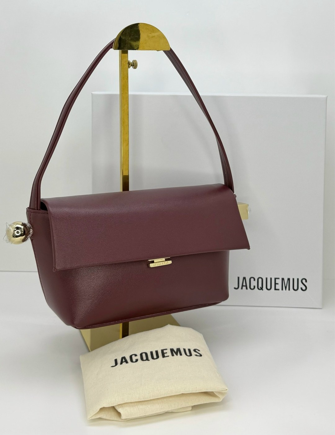 сумка jacquemus,jacquemus сумка на плечо хобо,jacquemus сумка на плечо,сумка женская jacquemus,сумка jacquemus черная
