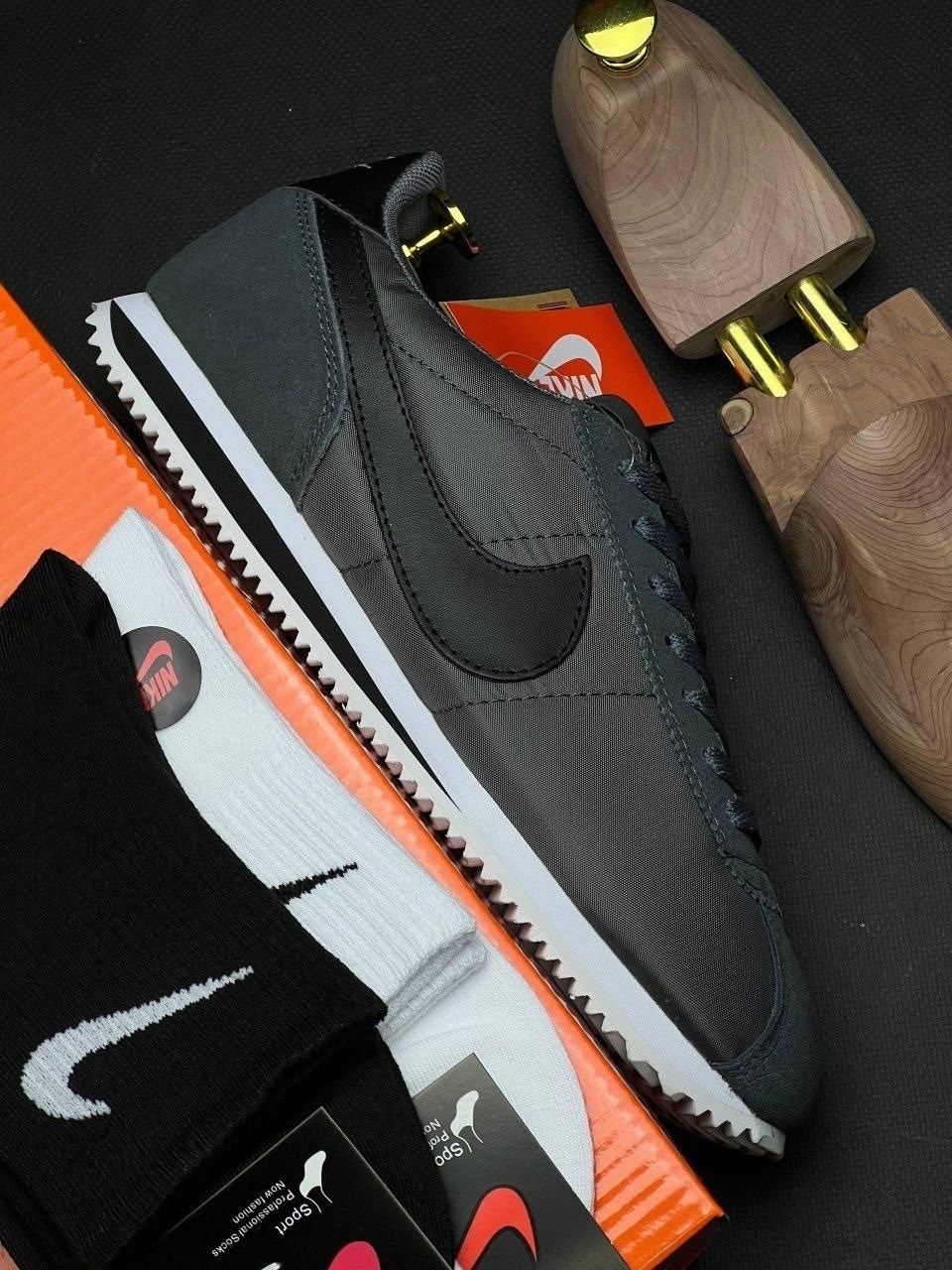 nike cortez classic,cortez nike,кроссовки nike cortez мужские,кроссовки nike,найк кроссовки classic cortez