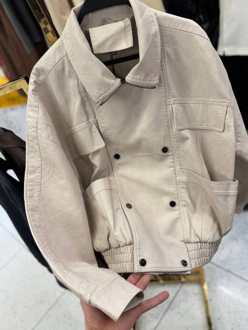 кожаная куртка,кожаная куртка женская nobrand ad166 черная 46-48 ru,женская кожаная куртка,кожаная куртка женская оверсайз,куртка-косуха из искусственной кожи оверсайз zarina