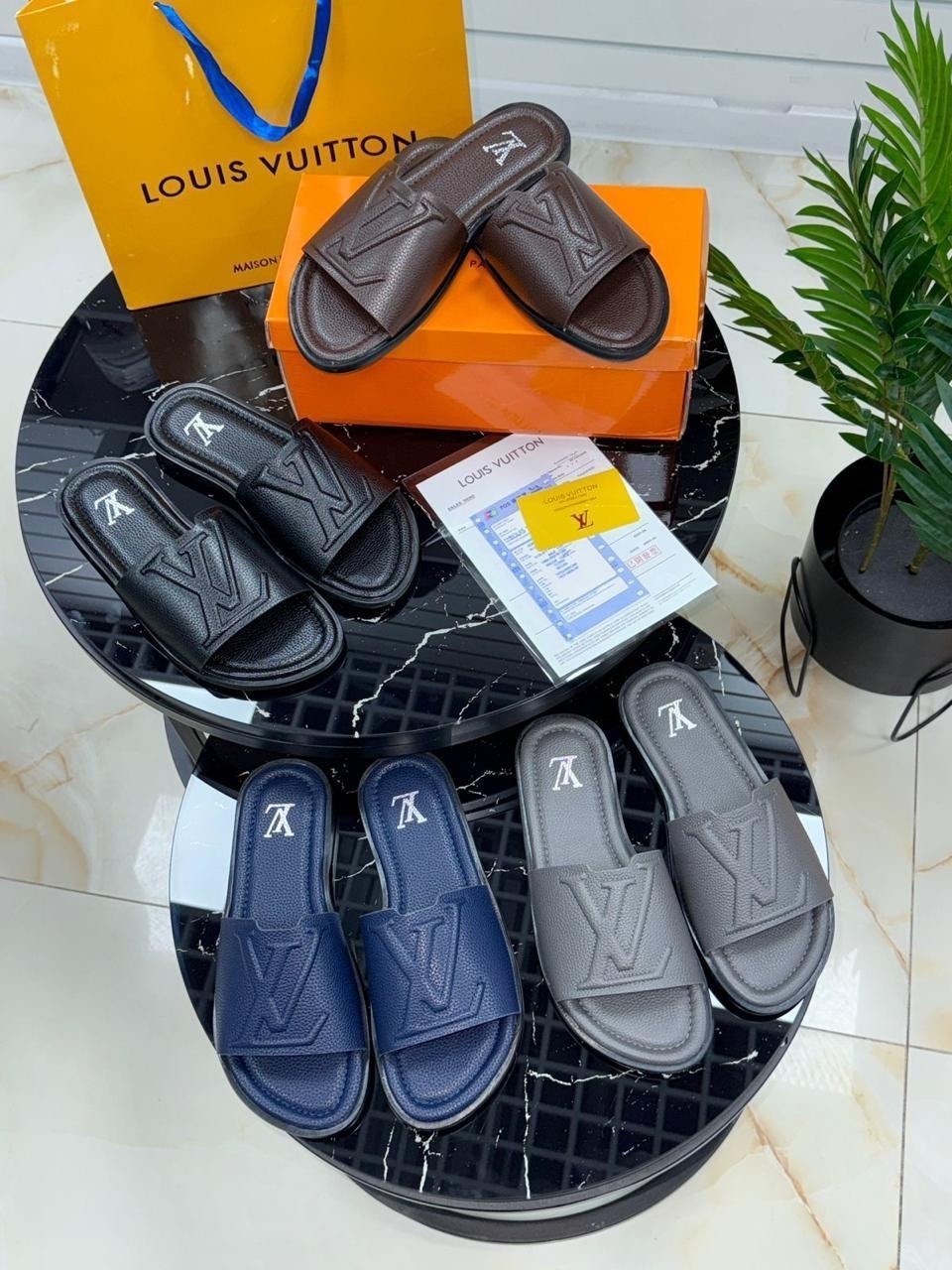 шлепанцы louis vuitton,тапочки louis vuitton,шлепанцы louis vuitton мужские,луи виттон тапки,louis vuitton шлепанцы louis vuitton черные натуральная кожа 796911hn