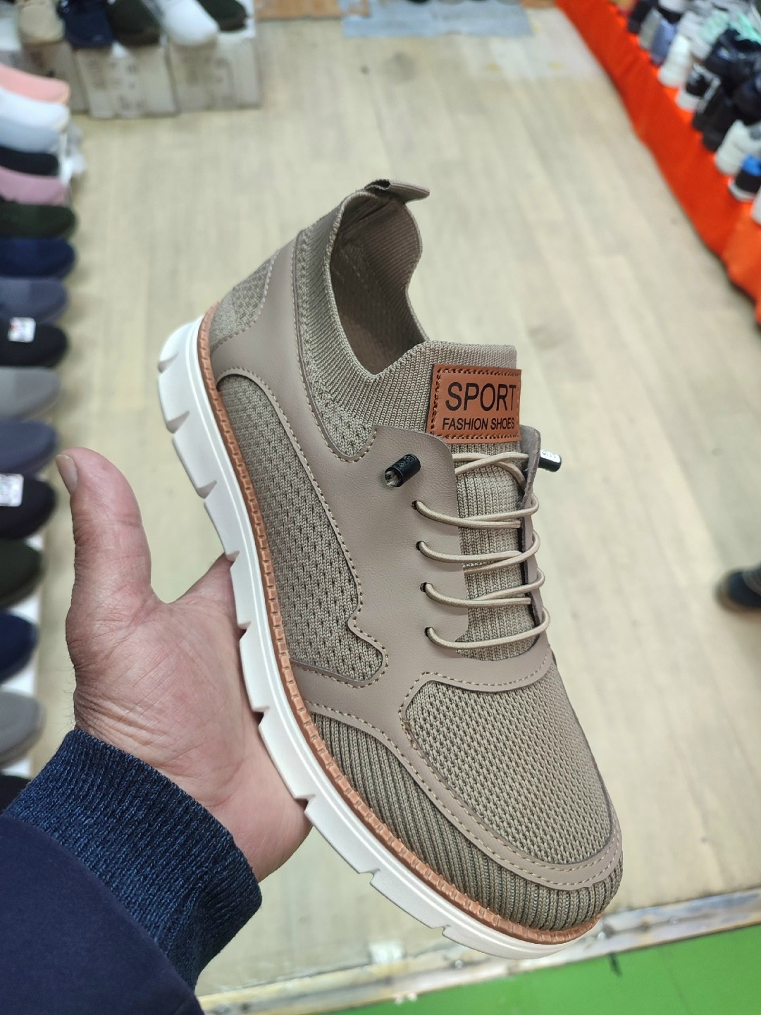 ,спортивная ,мужские кроссовки,спортивные кроссовки,спортивные туфли