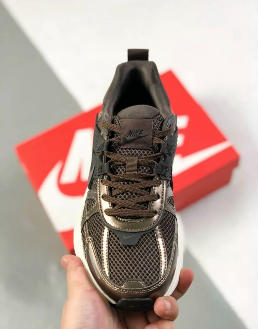 кроссовки nike v 2 k run,кроссовки nike,женские повседневные кроссовки nike v2k run коричневый,кроссовки,женские кроссовки nike