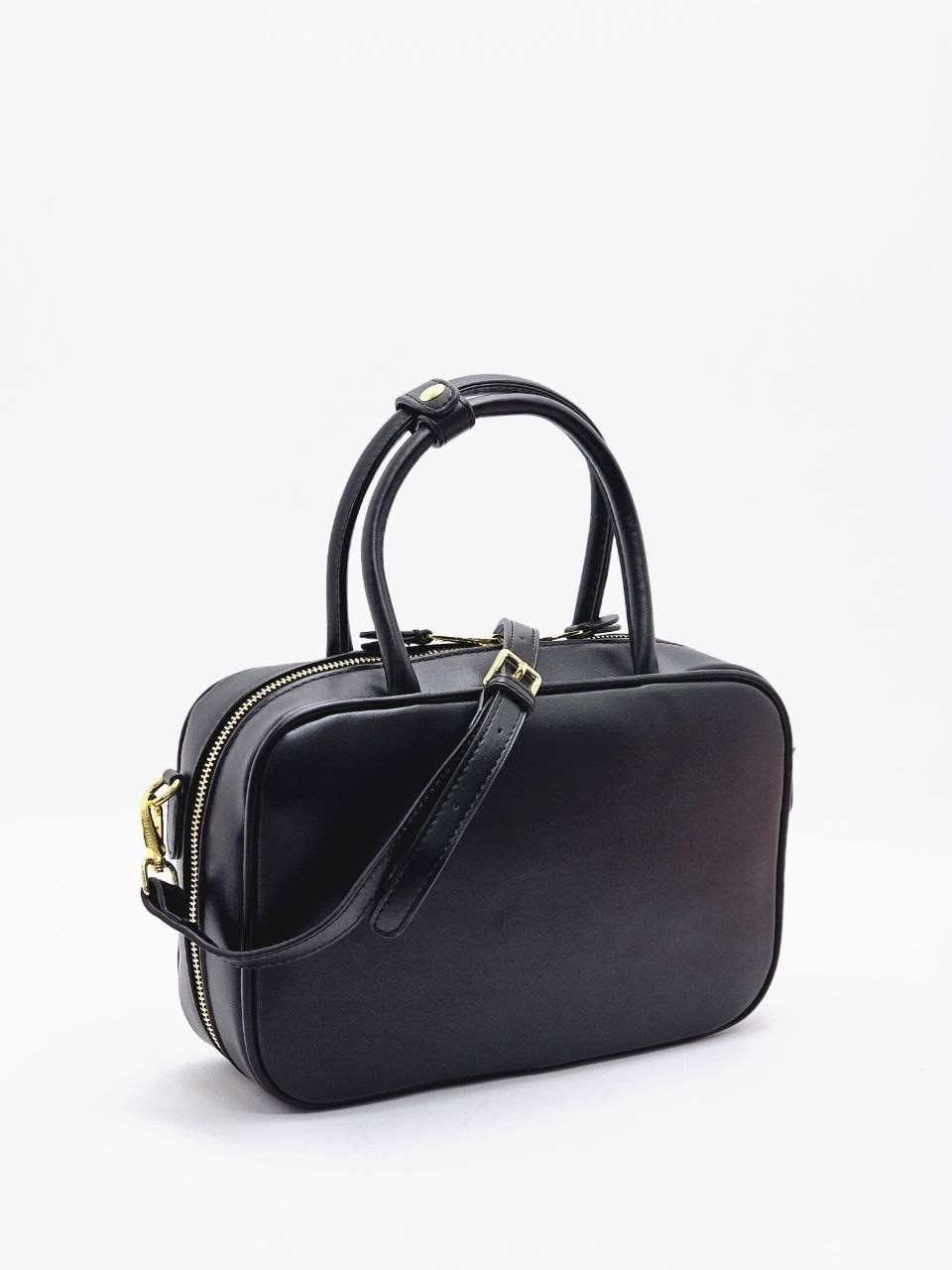 сумка,сумка женская,miu miu сумка на плечо,сумка miu miu,женская сумка miu miu