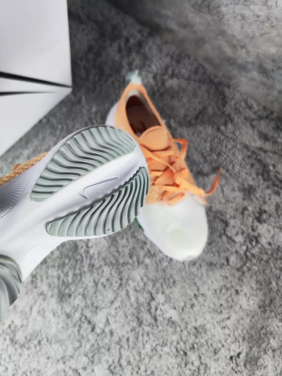 кроссовки nike air zoom tempo next,nike air zoom tempo next flyknit,nike air zoom tempo next,женские беговые кроссовки nike air zoom tempo,кроссовки nike air zoom tempo