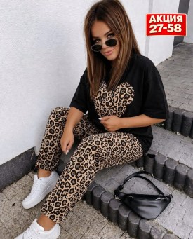 Костюм