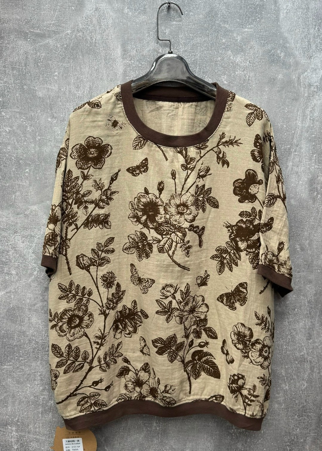 футболка с принтом,женская футболка,футболка с бабочками,футболки модные,женская кофта