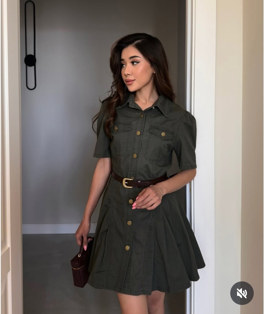 женское джинсовое платье,джинсовое платье,джинсовые платья облегающие,женское джинсовое платье с отложным воротником,джинсовое платье в складку