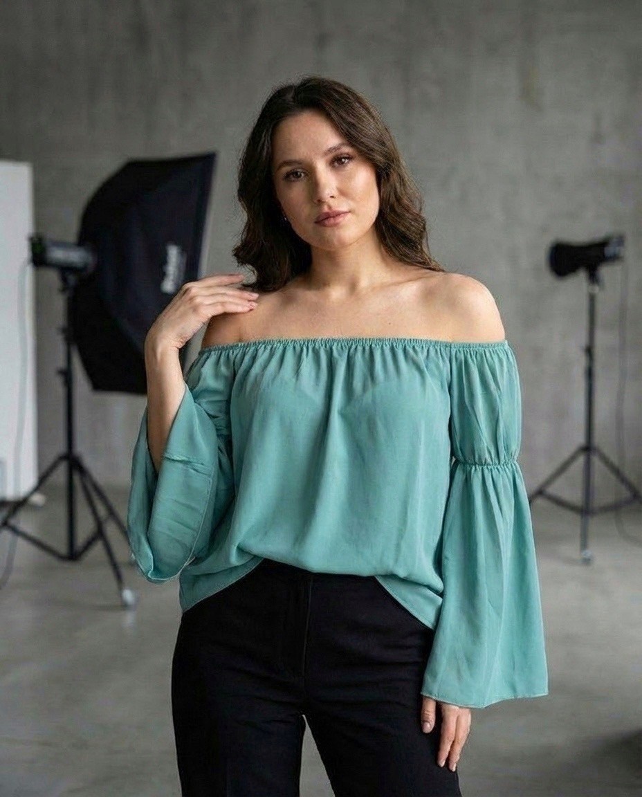 женская блузка с открытыми плечами,блузка с открытыми плечами,блуза с открытыми плечами,модные блузки с открытыми плечами,блузка женская