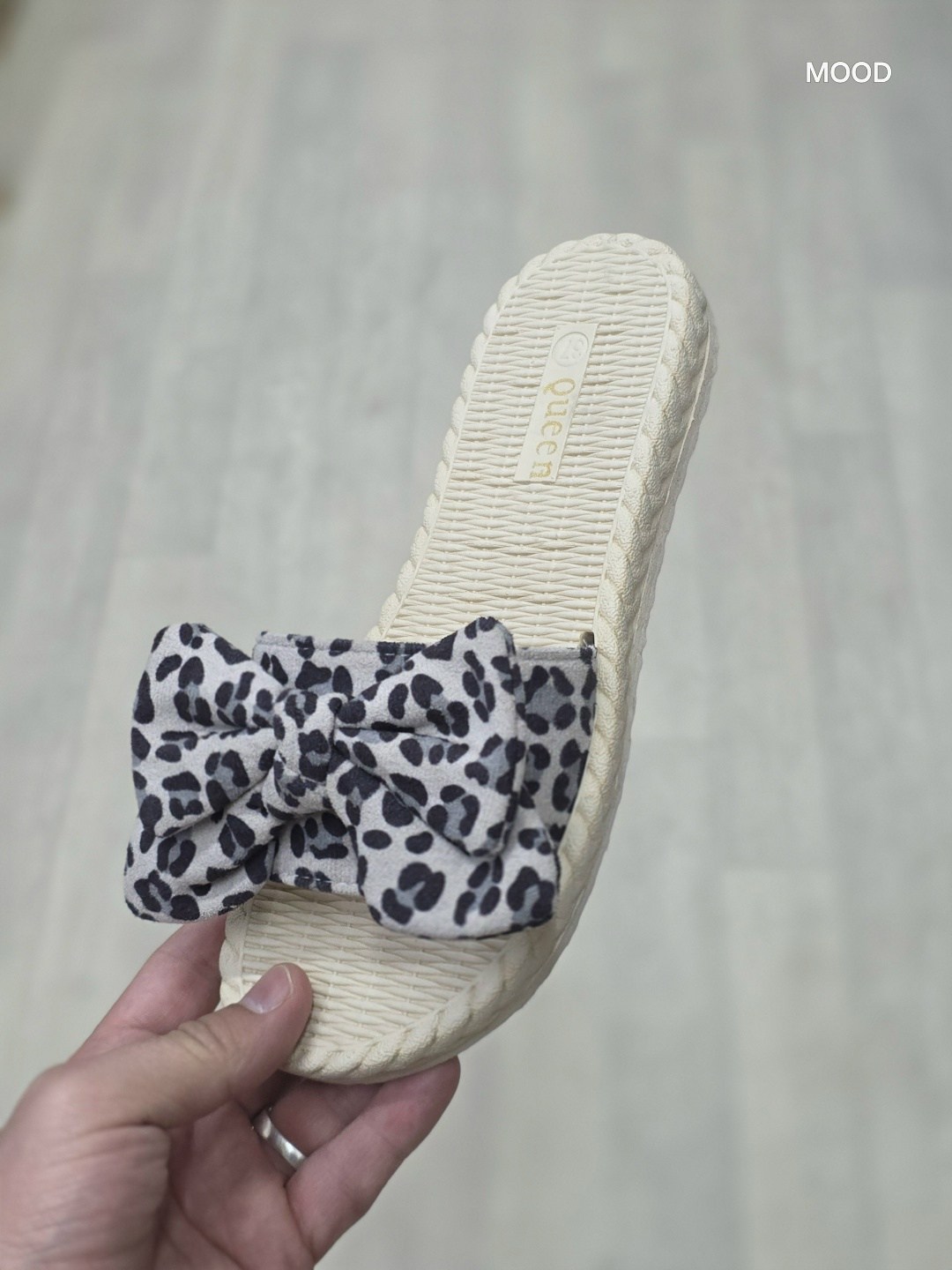 тапочки женские,шлепанцы женские,женские тапки,тапочки модные,