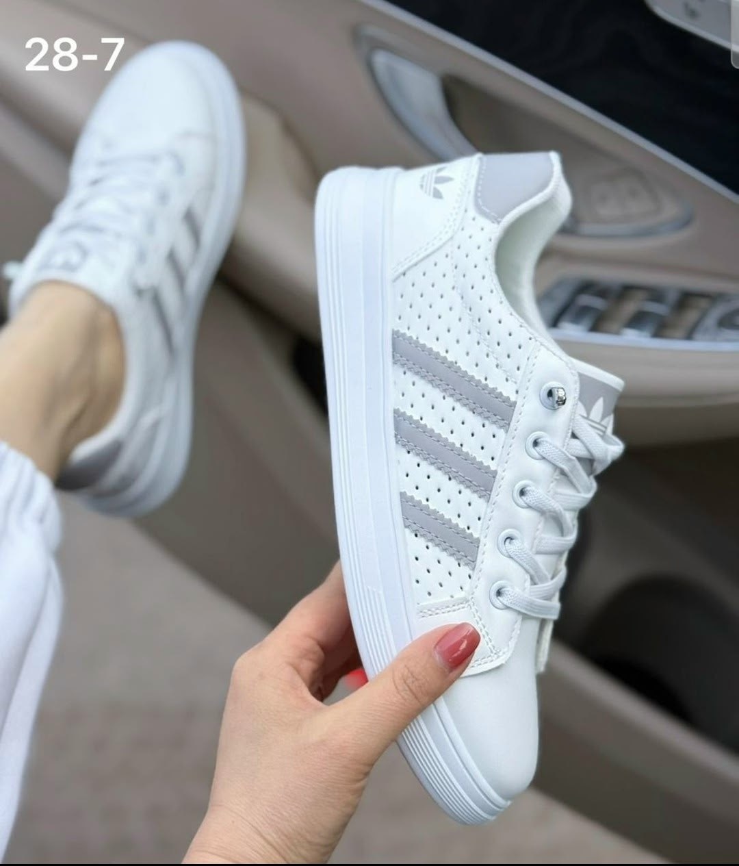 ,кроссовки женскиe,женские кроссовки adidas,кроссовки адидас женские золотые,кросовки женские