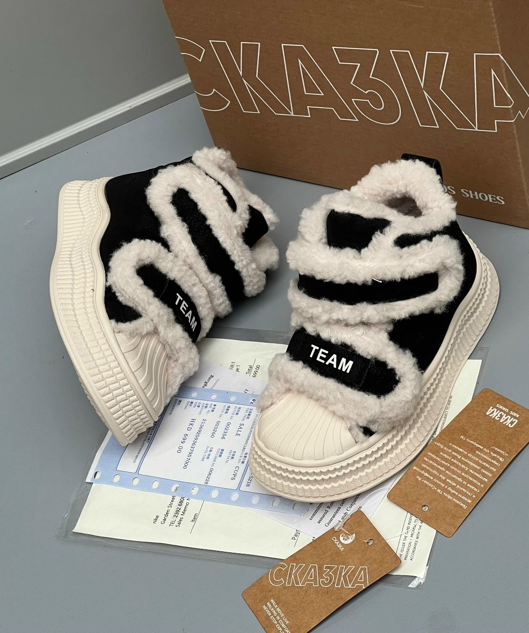 высокие тёплые кеды шанель,,кроссовки утепленные зимние теплые комфортные chanel,кеды на платформе с мехом,зимние кеды шанель