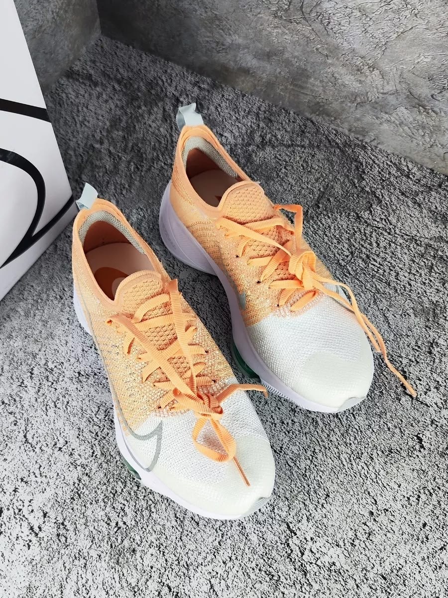 кроссовки nike air zoom tempo next,nike air zoom tempo next flyknit,nike air zoom tempo next,женские беговые кроссовки nike air zoom tempo,кроссовки nike air zoom tempo